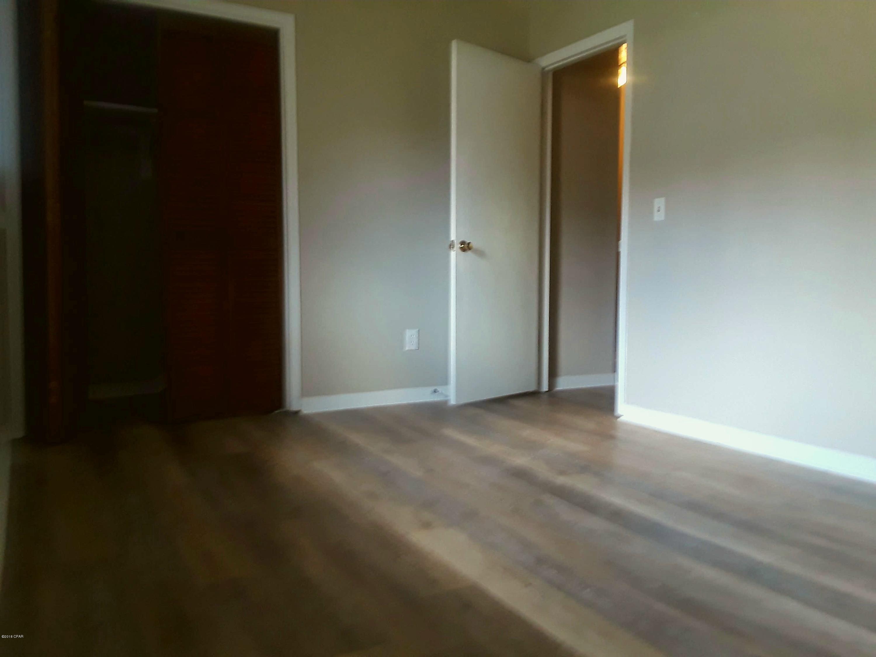 [No Recorded Subdiv] - Residential Lease
