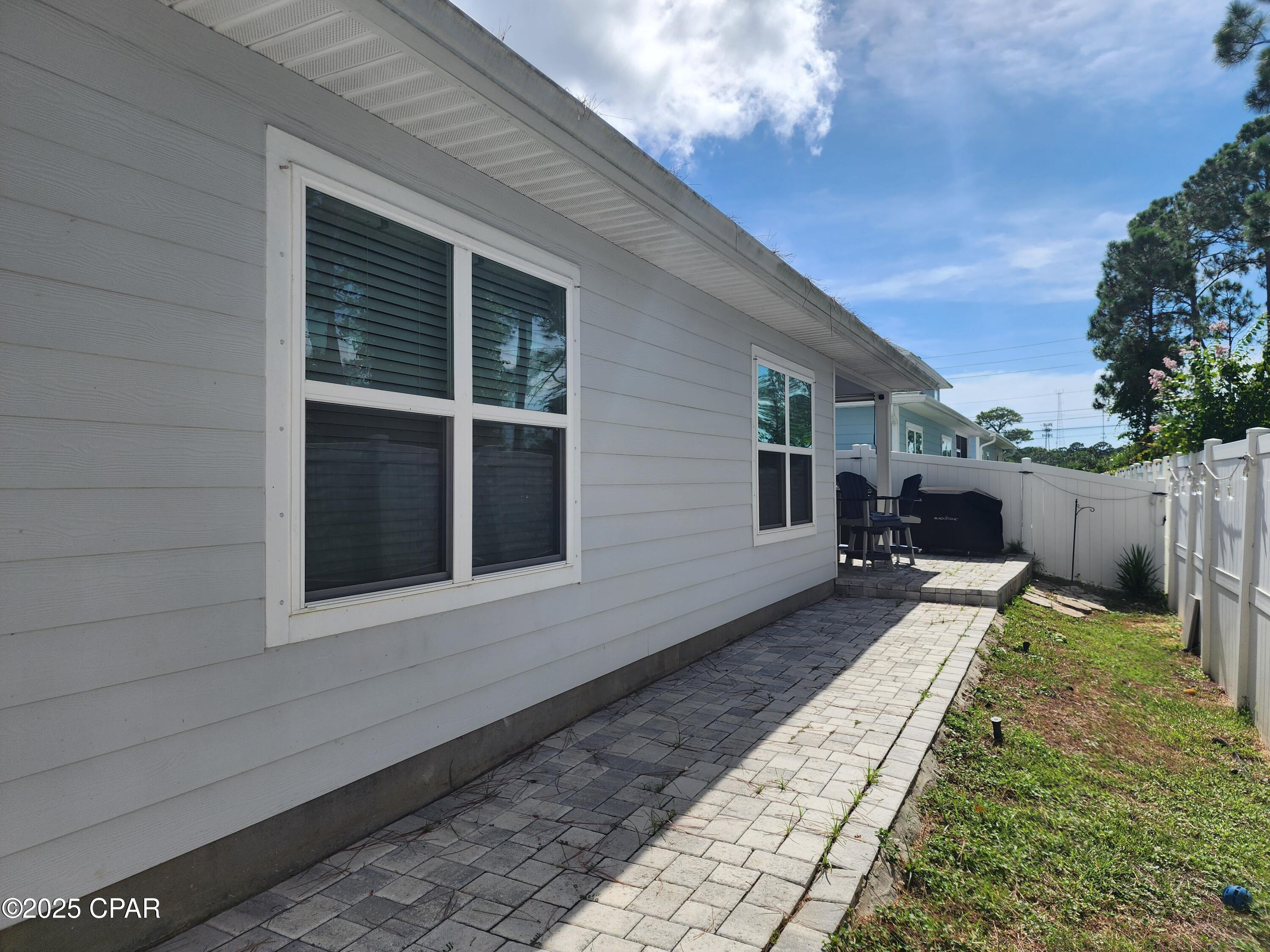 Moonraker - Residential Lease