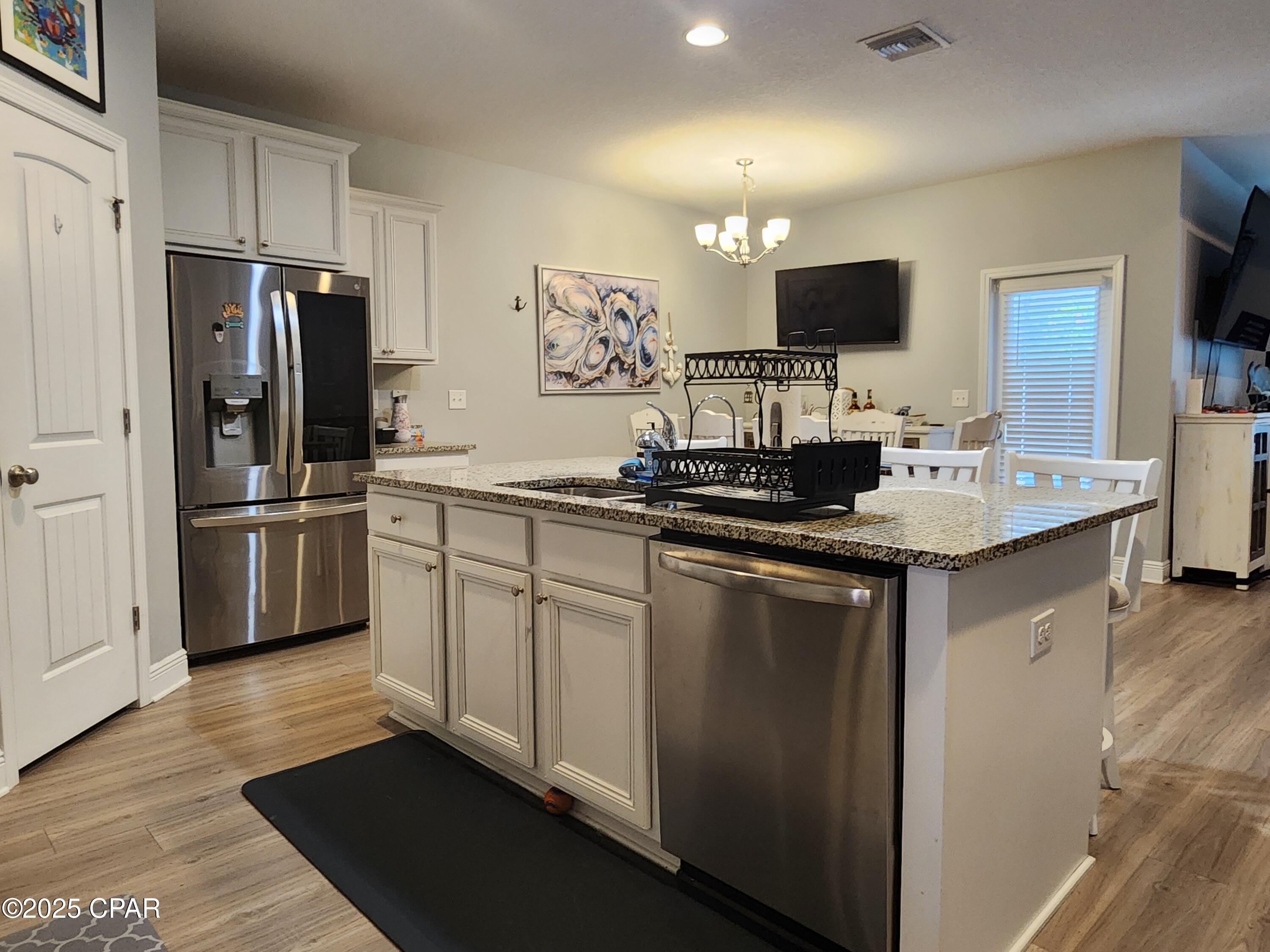 Moonraker - Residential Lease