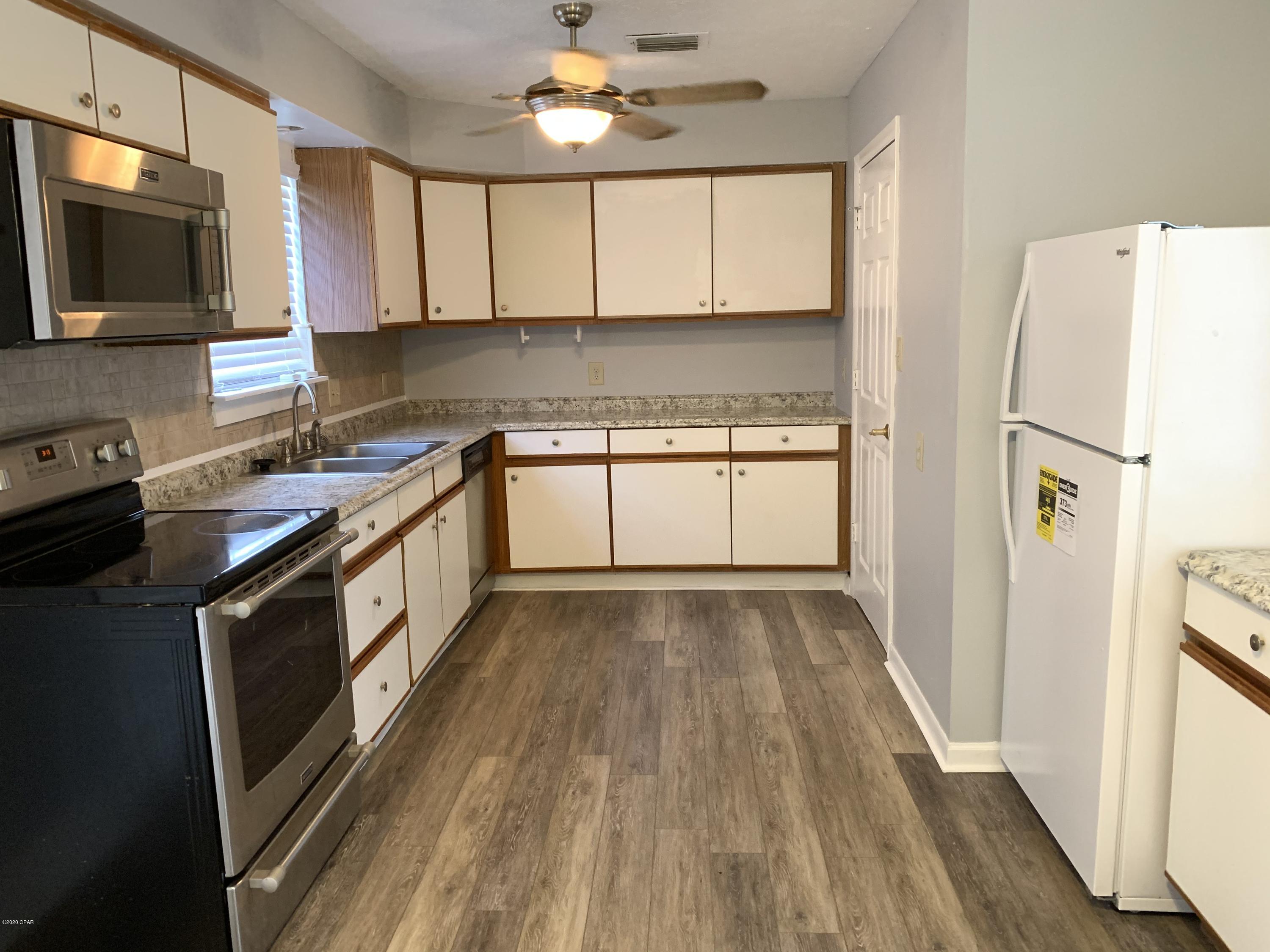 [No Recorded Subdiv] - Residential Lease