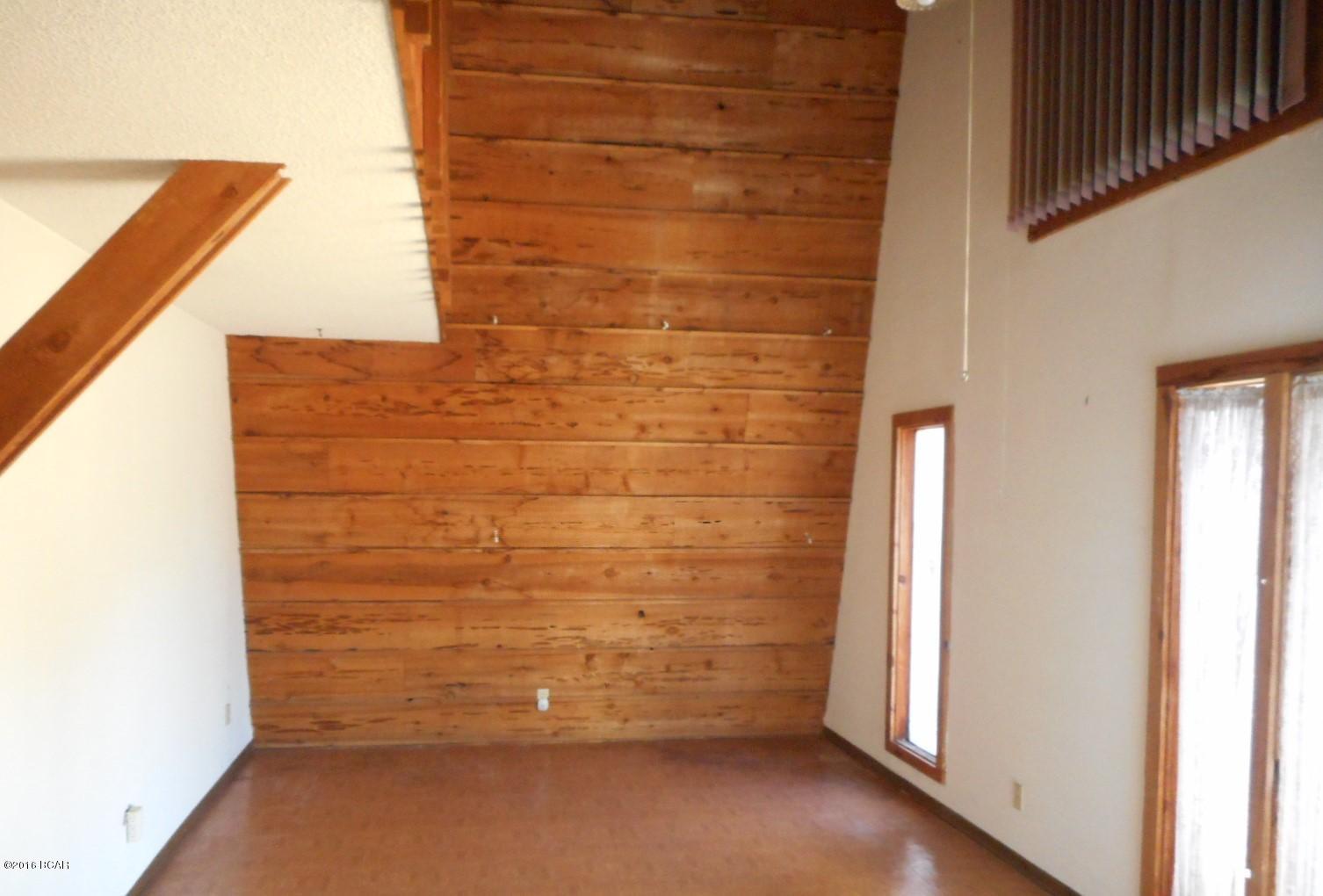 Diamond Head-Lakeside - Residential