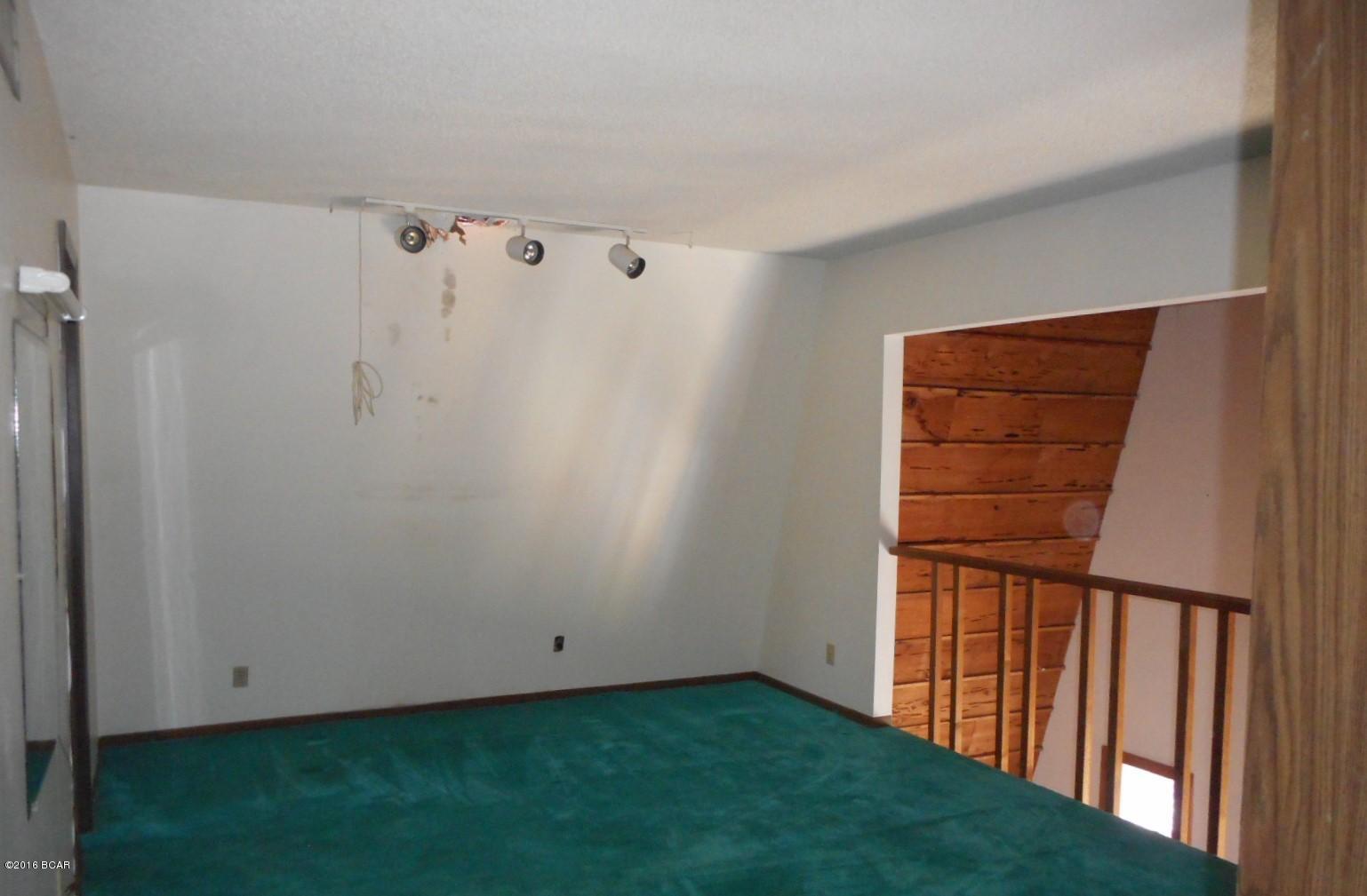 Diamond Head-Lakeside - Residential