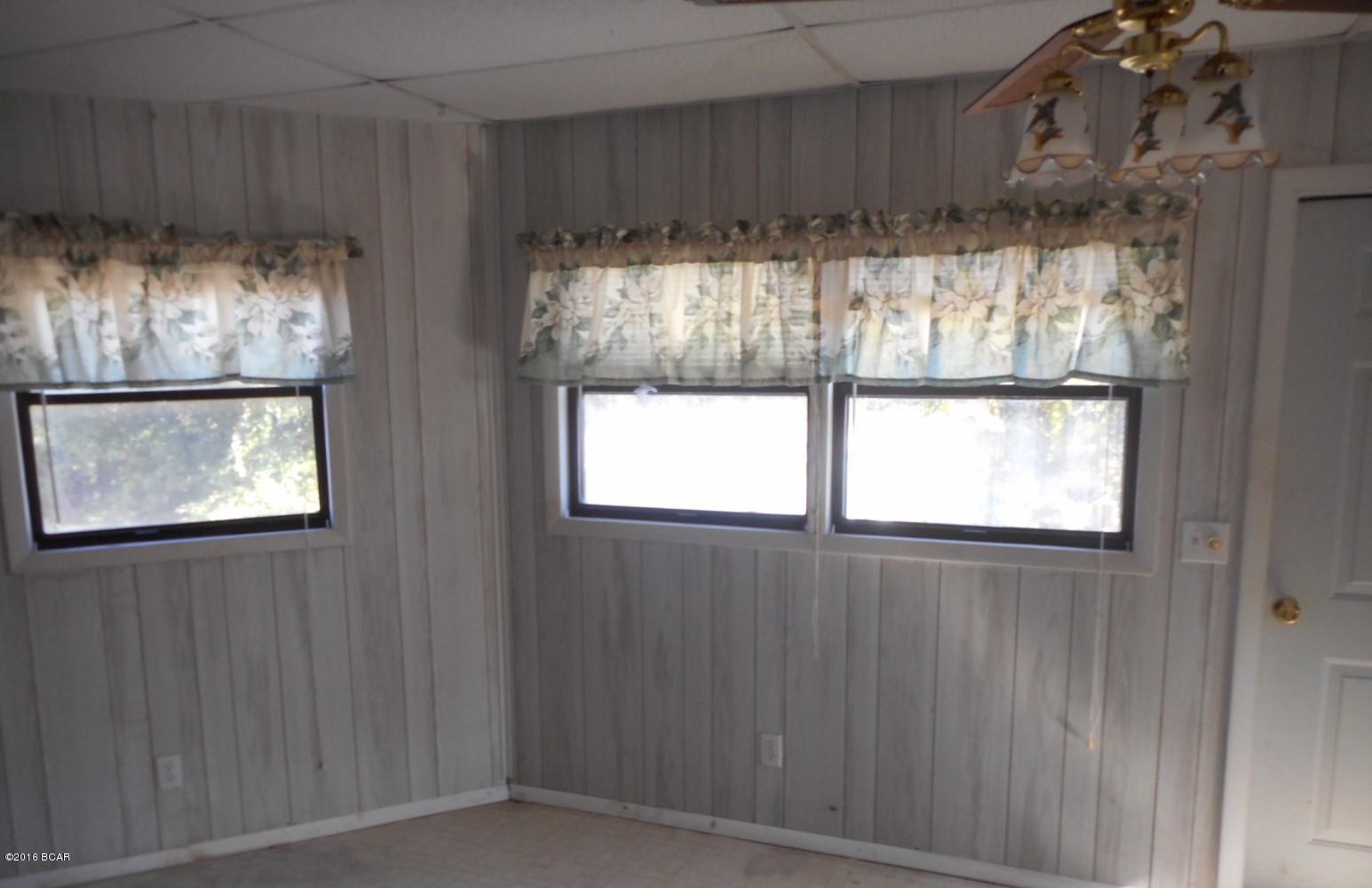 Diamond Head-Lakeside - Residential