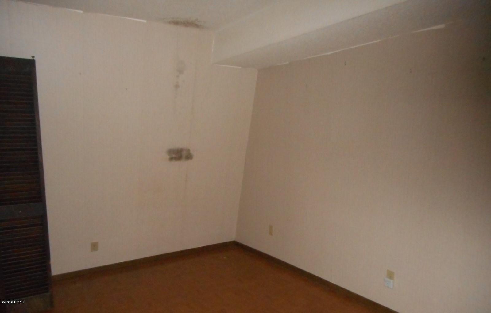 Diamond Head-Lakeside - Residential