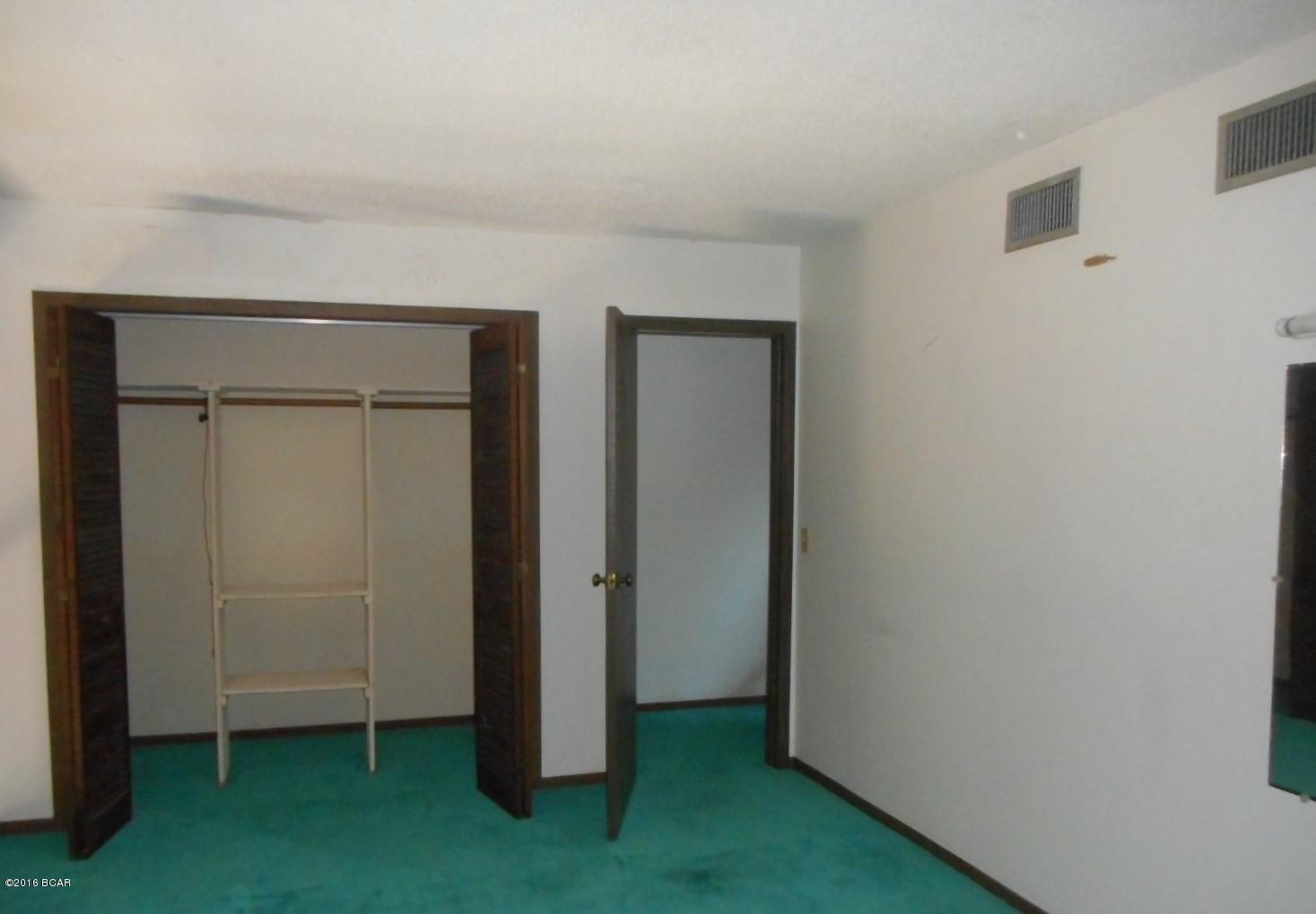 Diamond Head-Lakeside - Residential