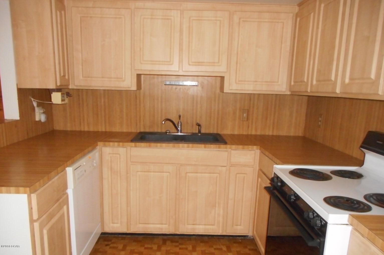 Diamond Head-Lakeside - Residential