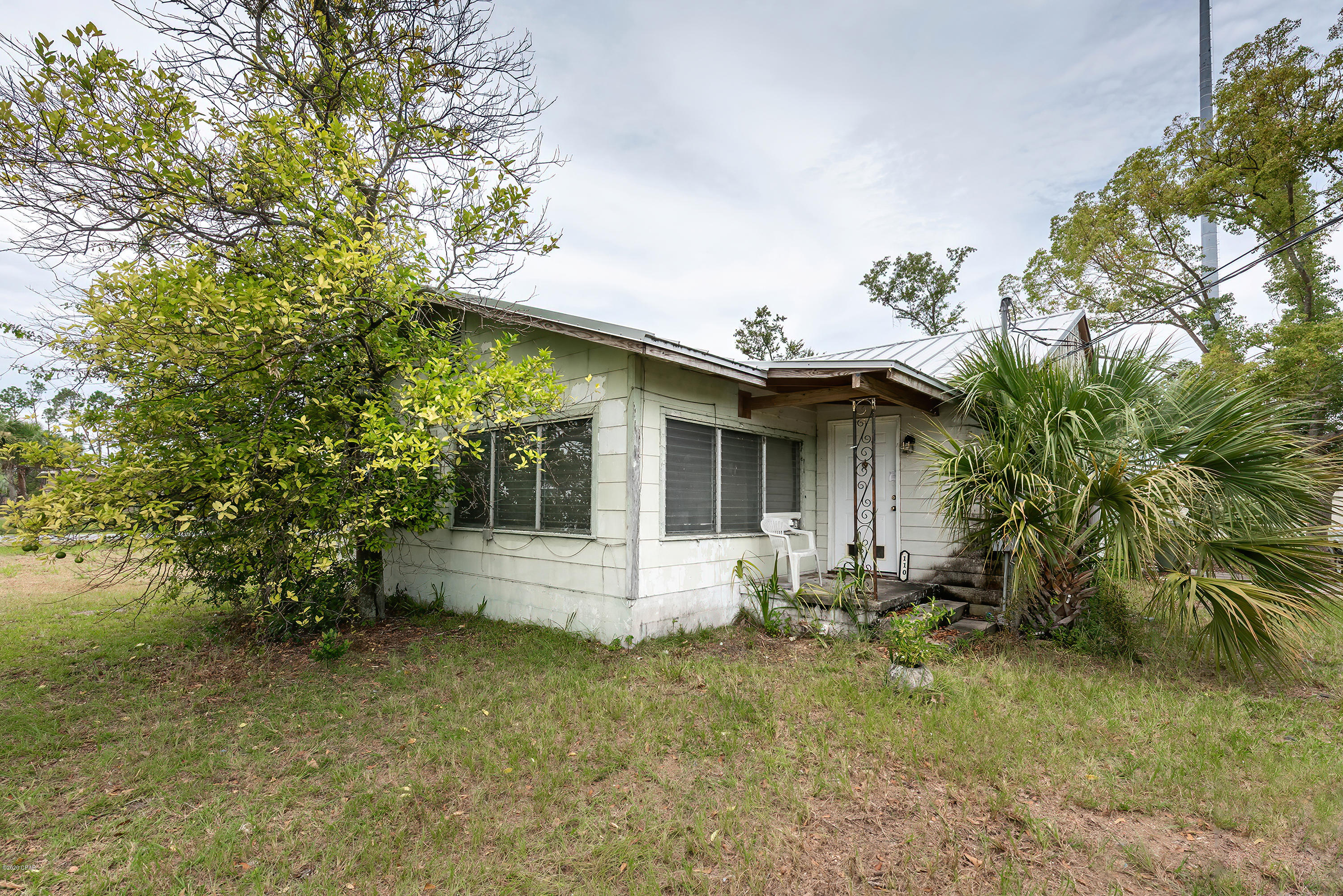 [No Recorded Subdiv] - Commercial Sale