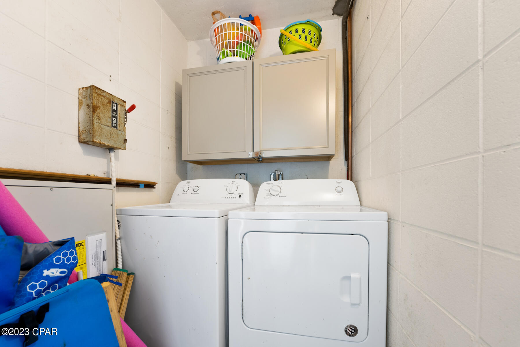 Mariner East Condo - Residential