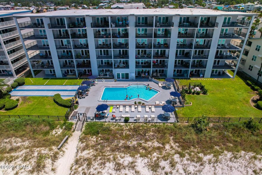 Completely renovated interior and exterior condo at the beautiful low-density Mariner East. Large master bedroom, beautifully tiled bathroom and updated kitchen with brand new appliances. 4th Floor balcony overlooks the beautiful community pool and Gulf of Mexico. All furnishings are included in the sale and this condo is turn key ready for your next investment.