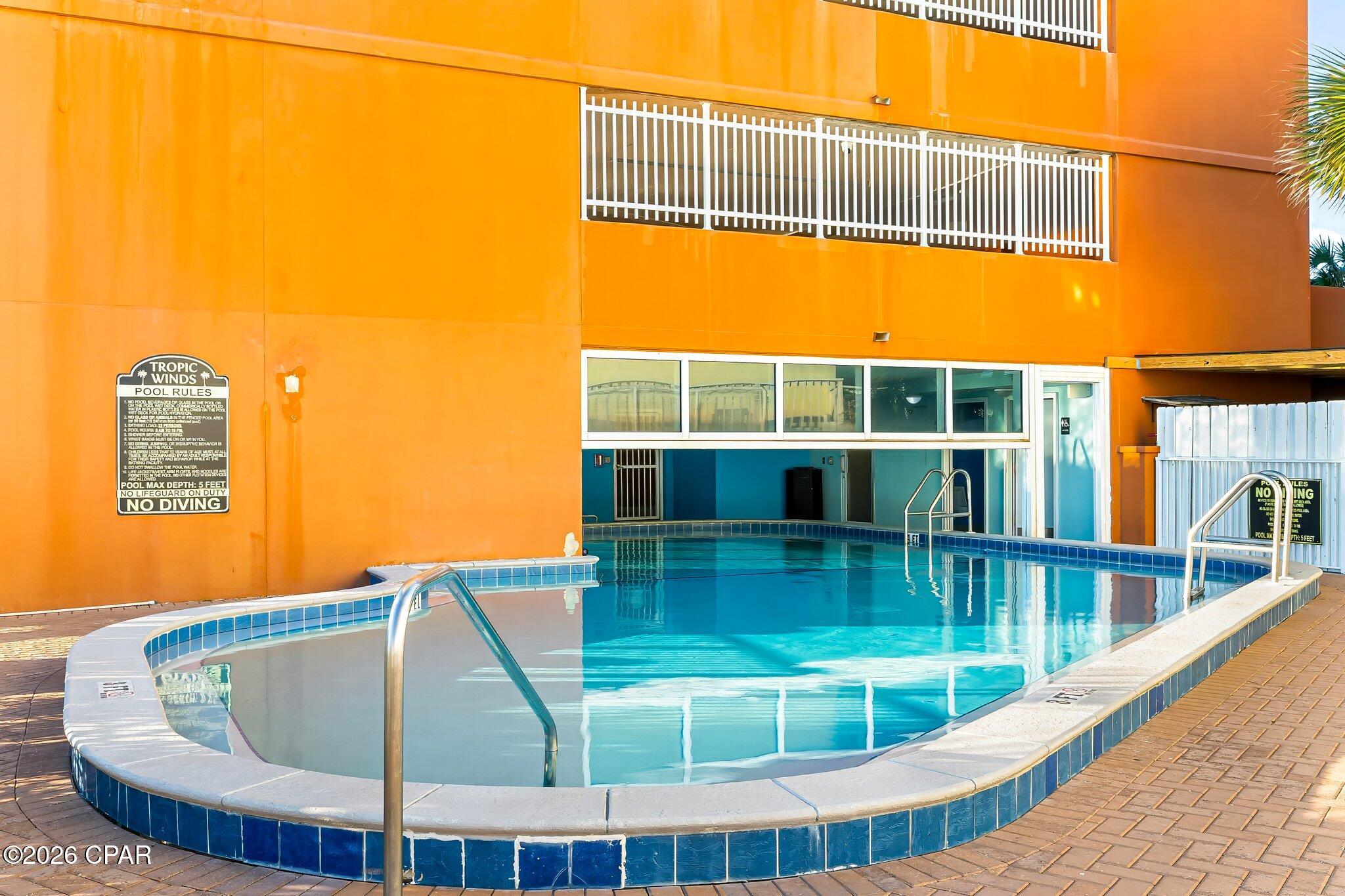 Tropic Winds - Residential