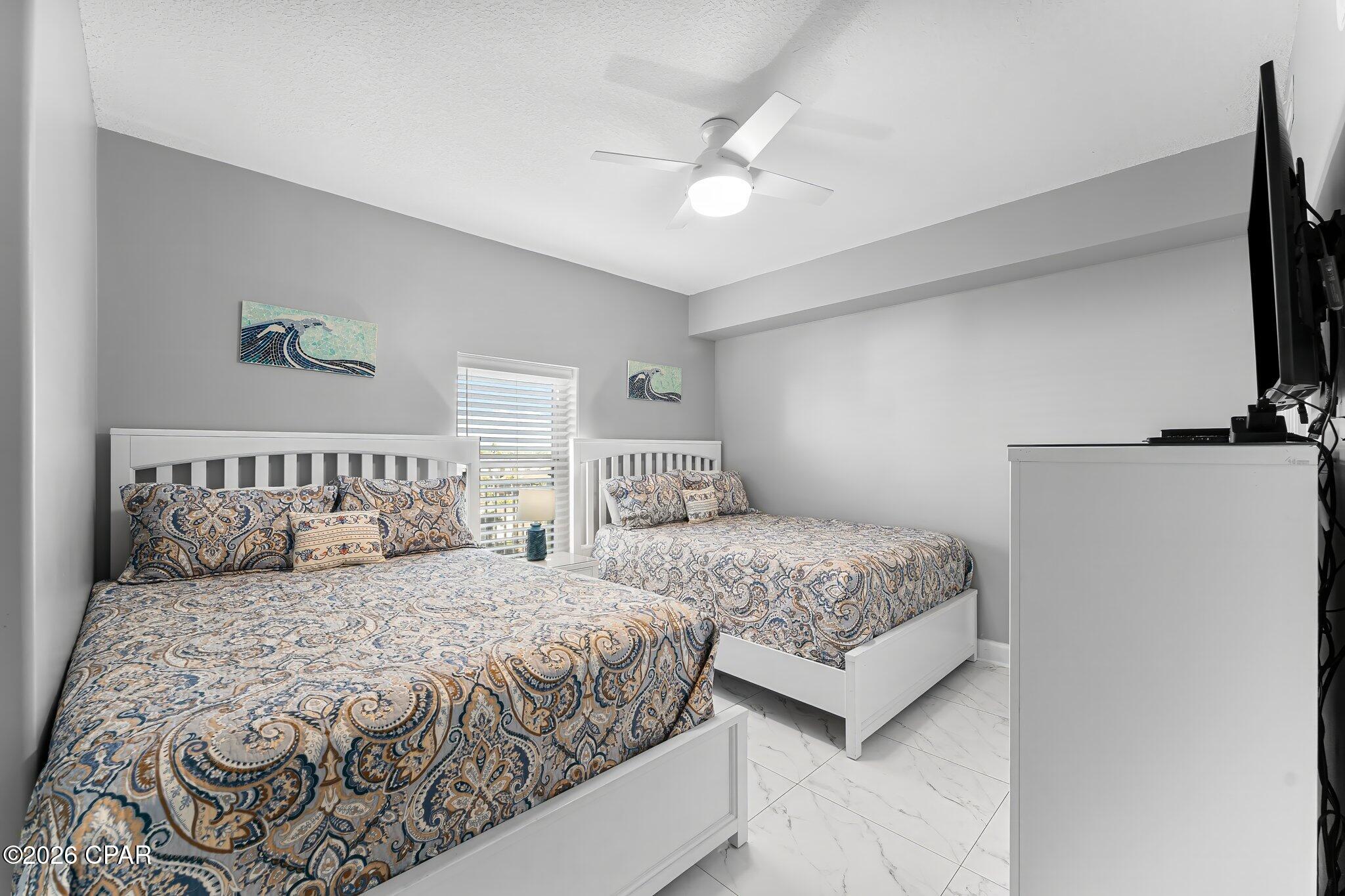 Tropic Winds - Residential