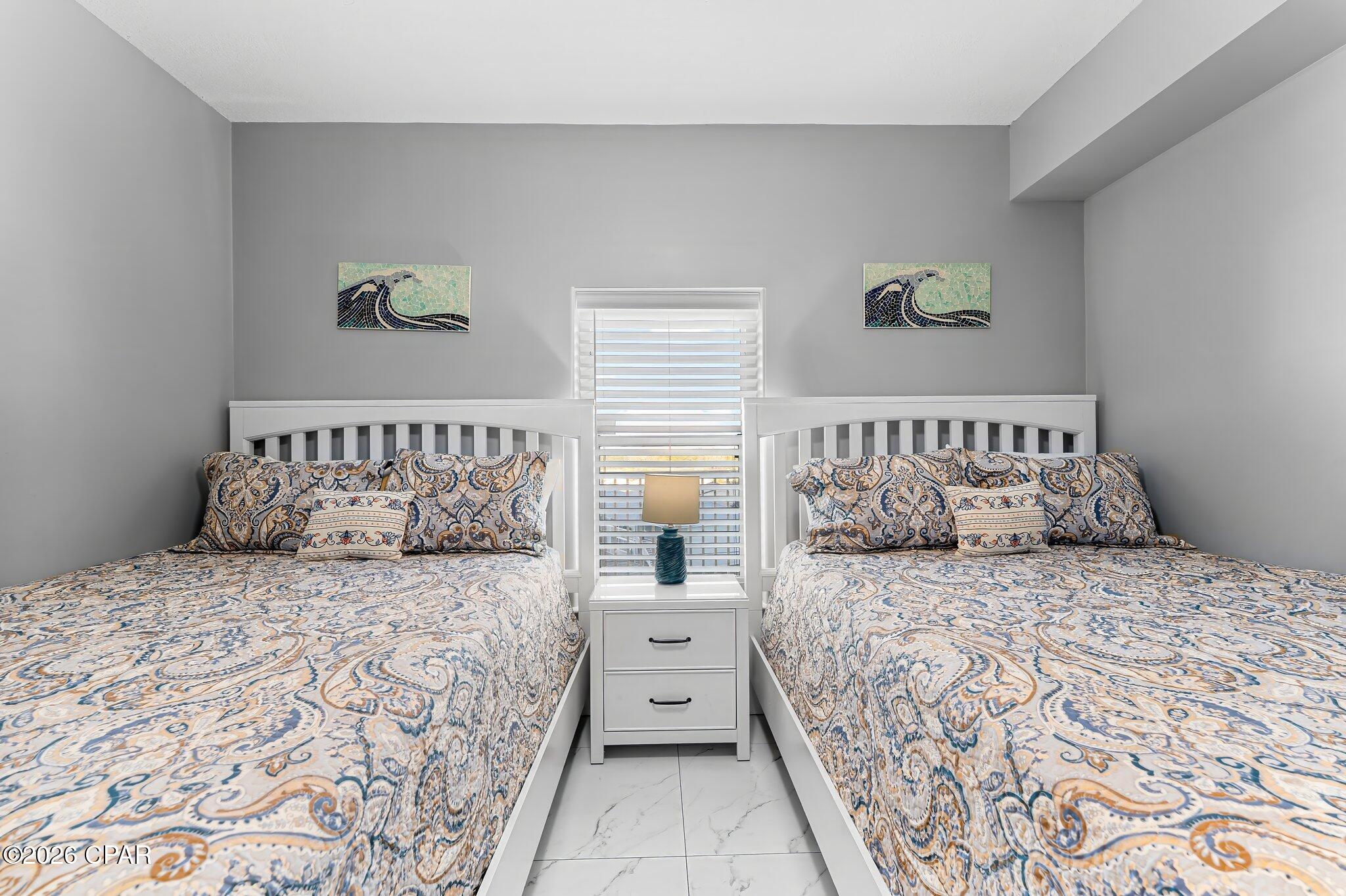 Tropic Winds - Residential