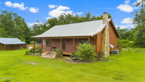 A home in Chipley