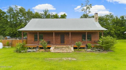 A home in Chipley