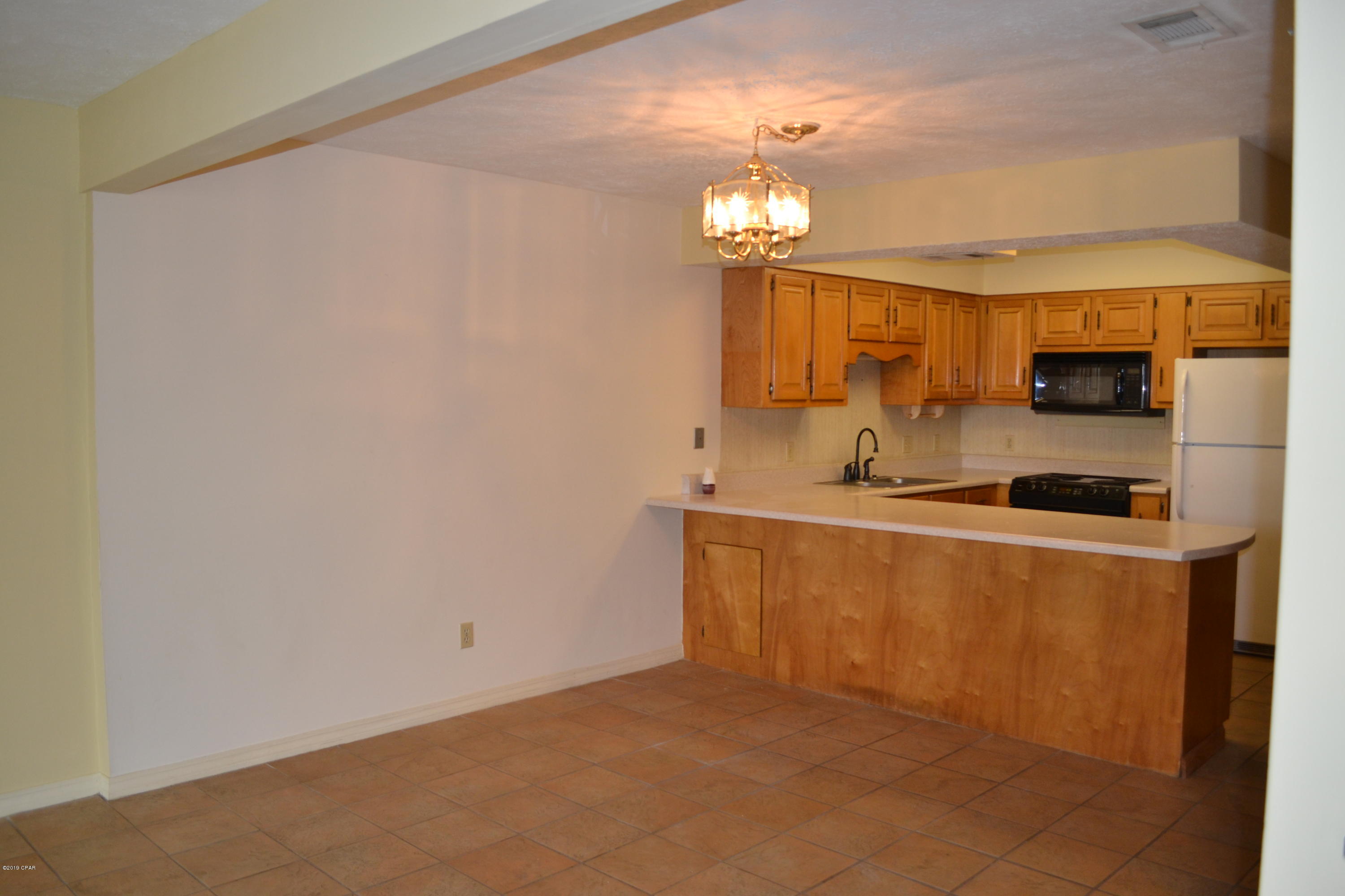 Oakshore Villas Twnhs - Residential