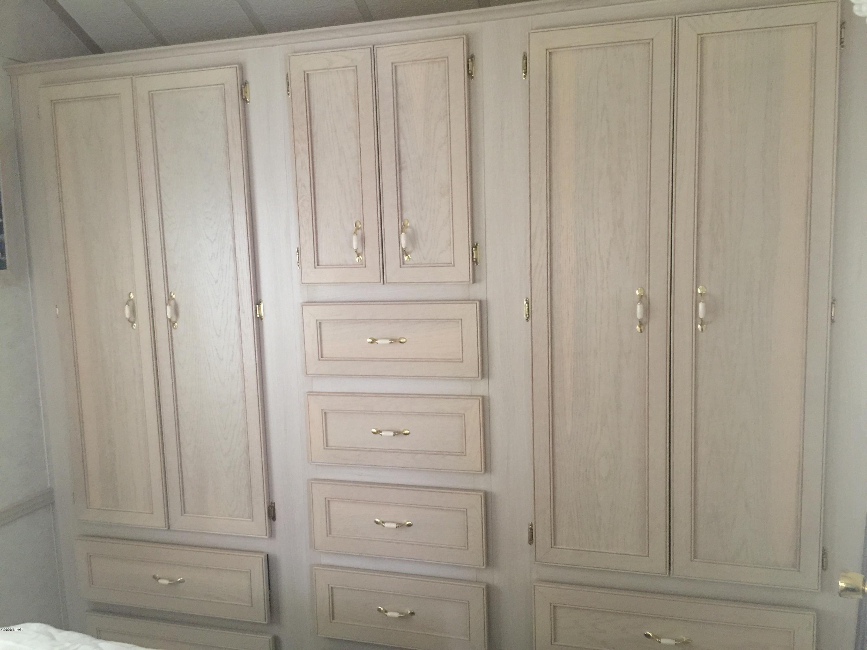 Emerald Pointe Resort - Residential