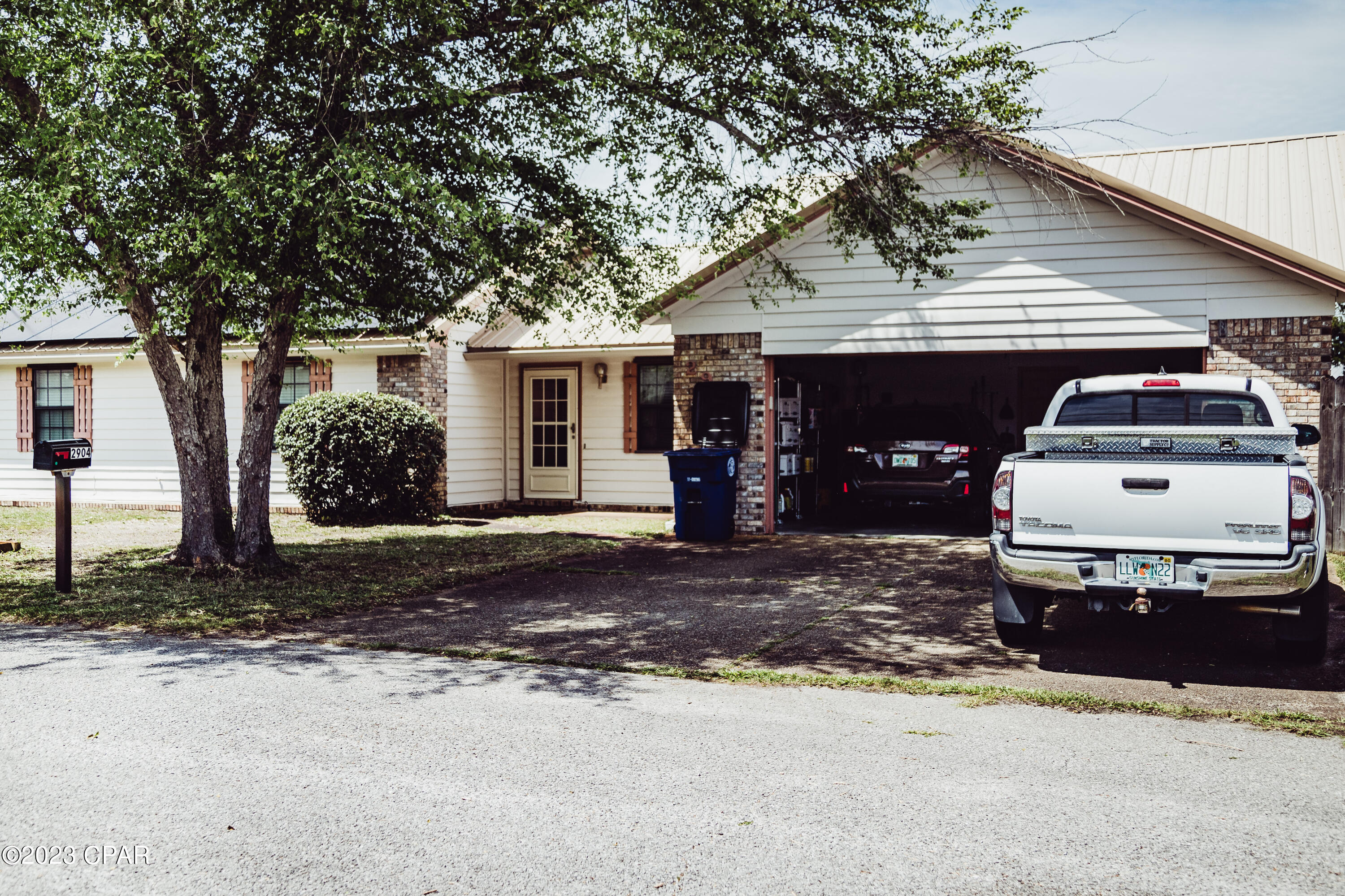 [No Recorded Subdiv] - Residential