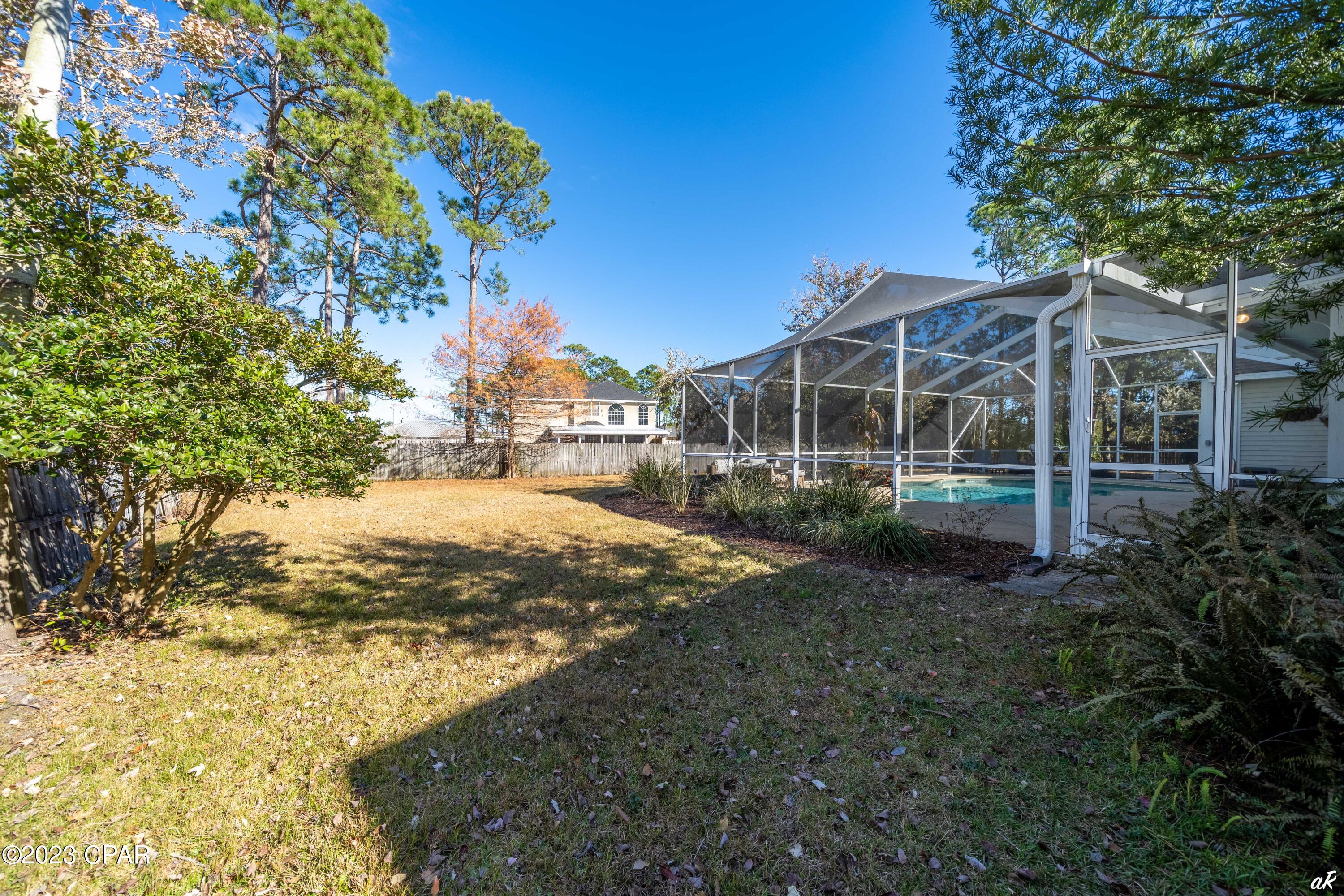 Colony Club - Residential