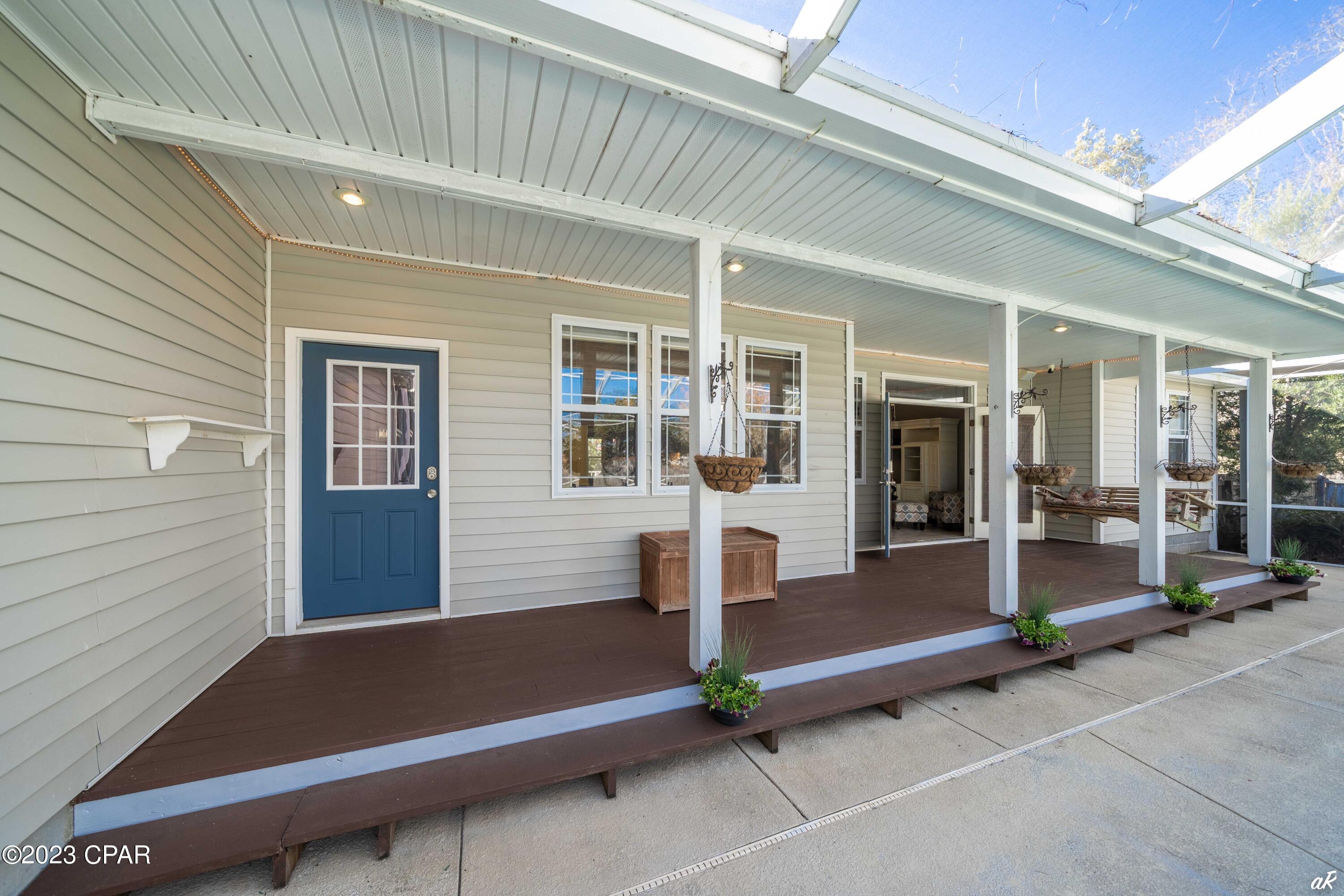 Colony Club - Residential