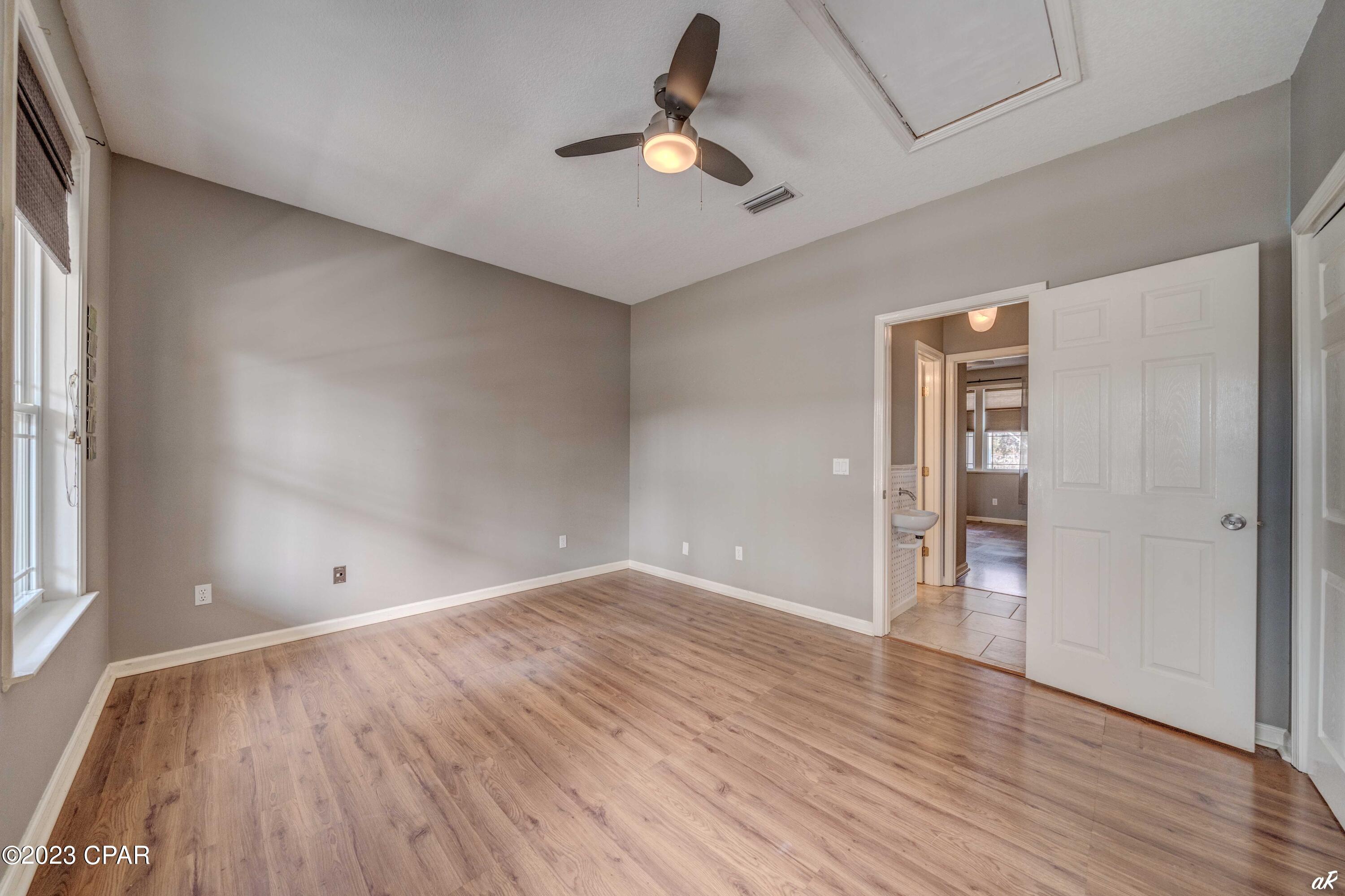 Colony Club - Residential