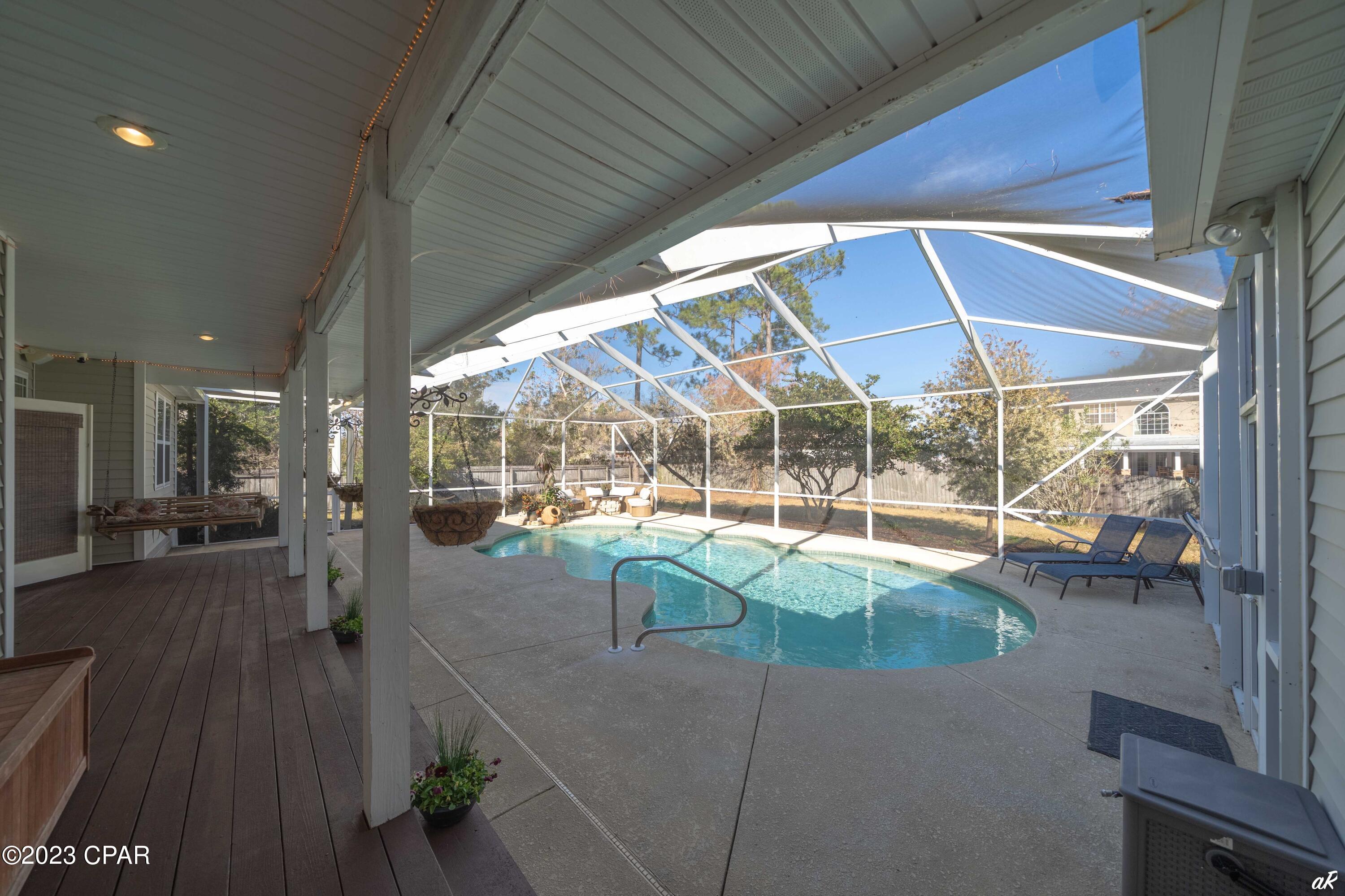 Colony Club - Residential