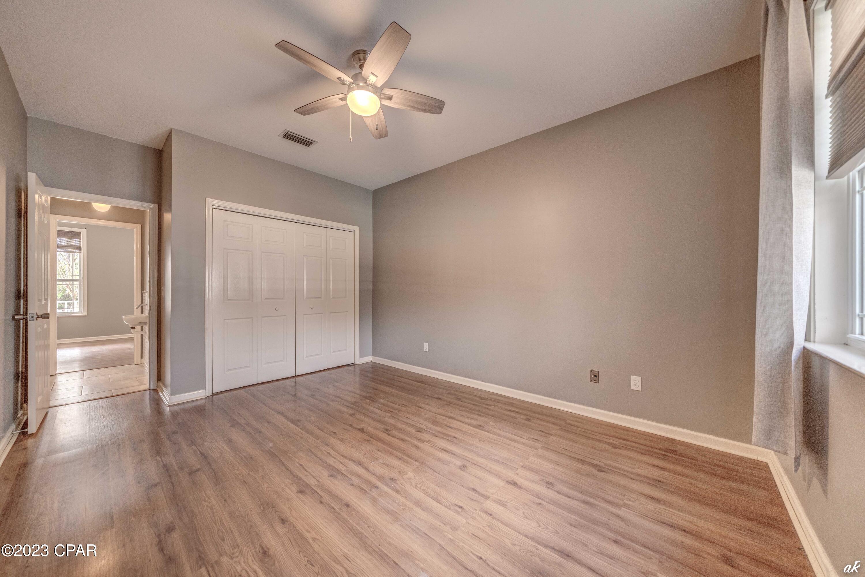 Colony Club - Residential