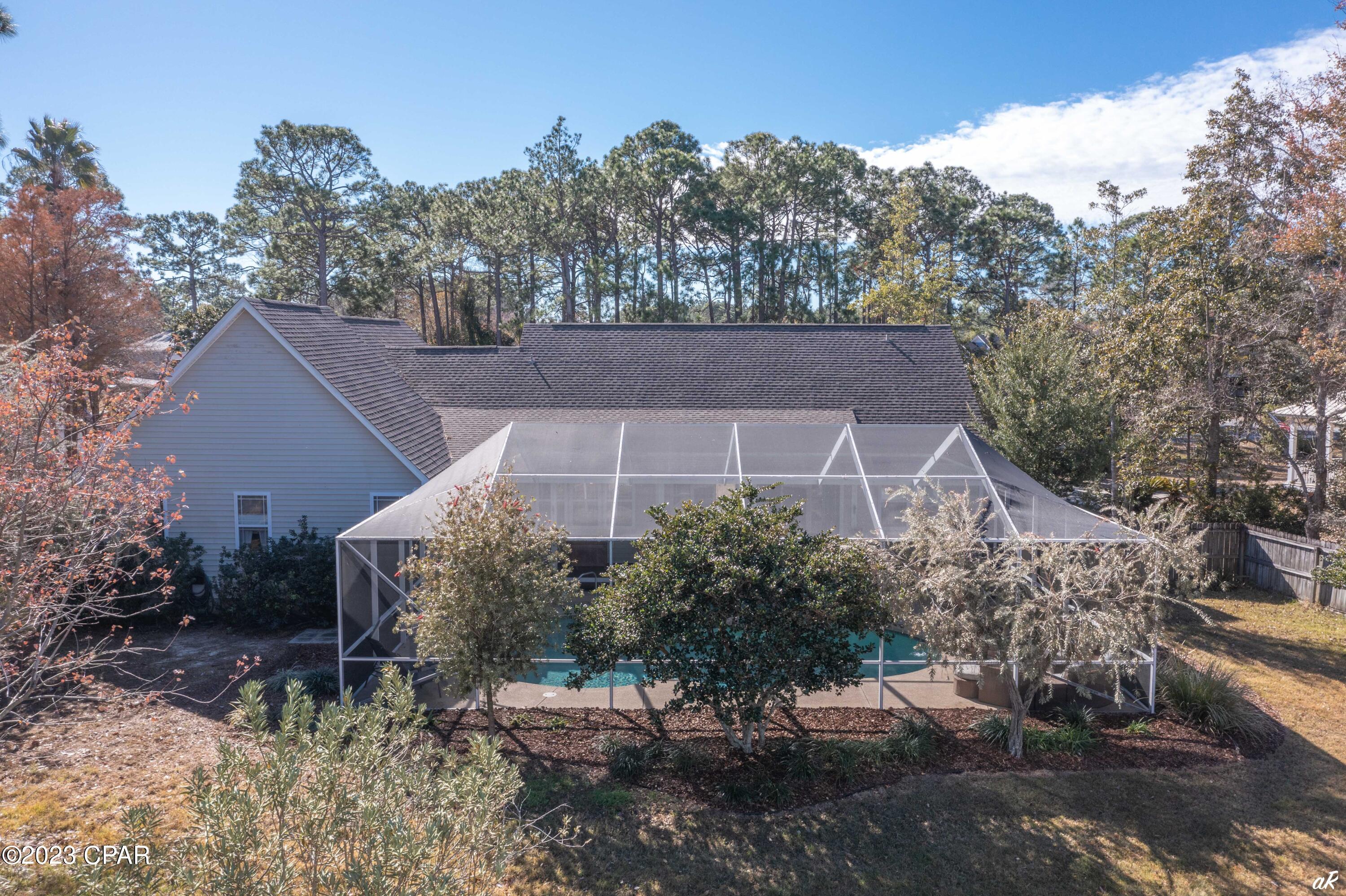 Colony Club - Residential