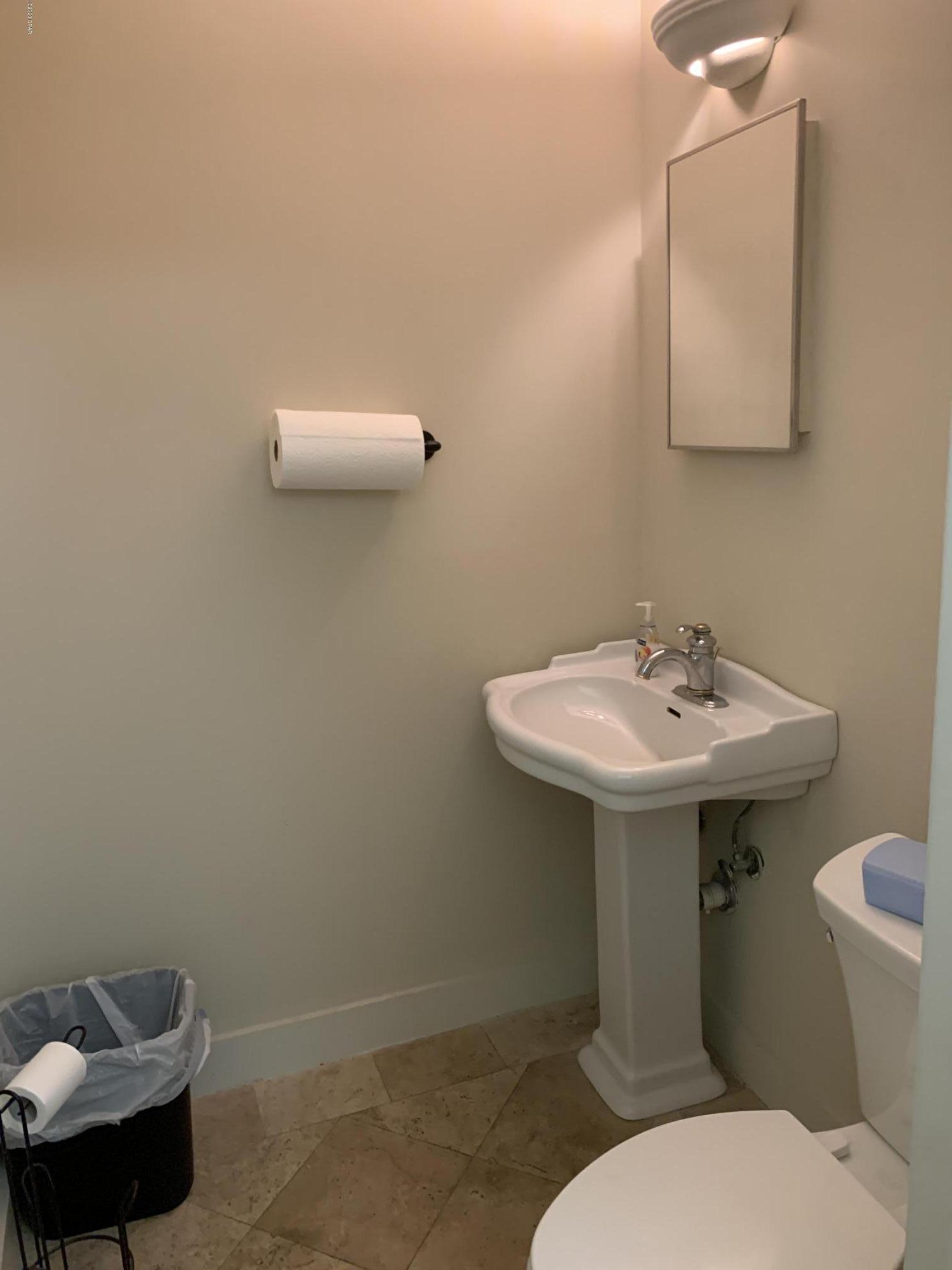 [No Recorded Subdiv] - Commercial Sale