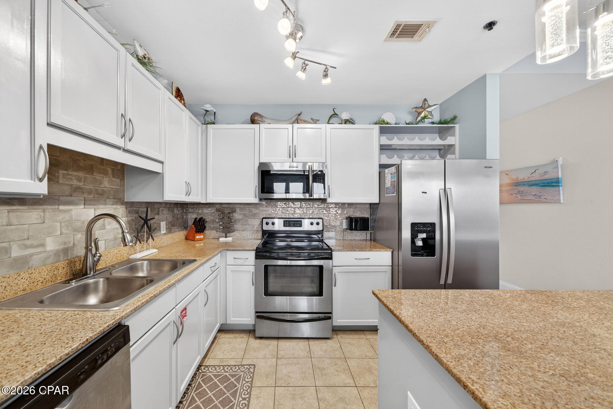 Laketown Wharf - Residential