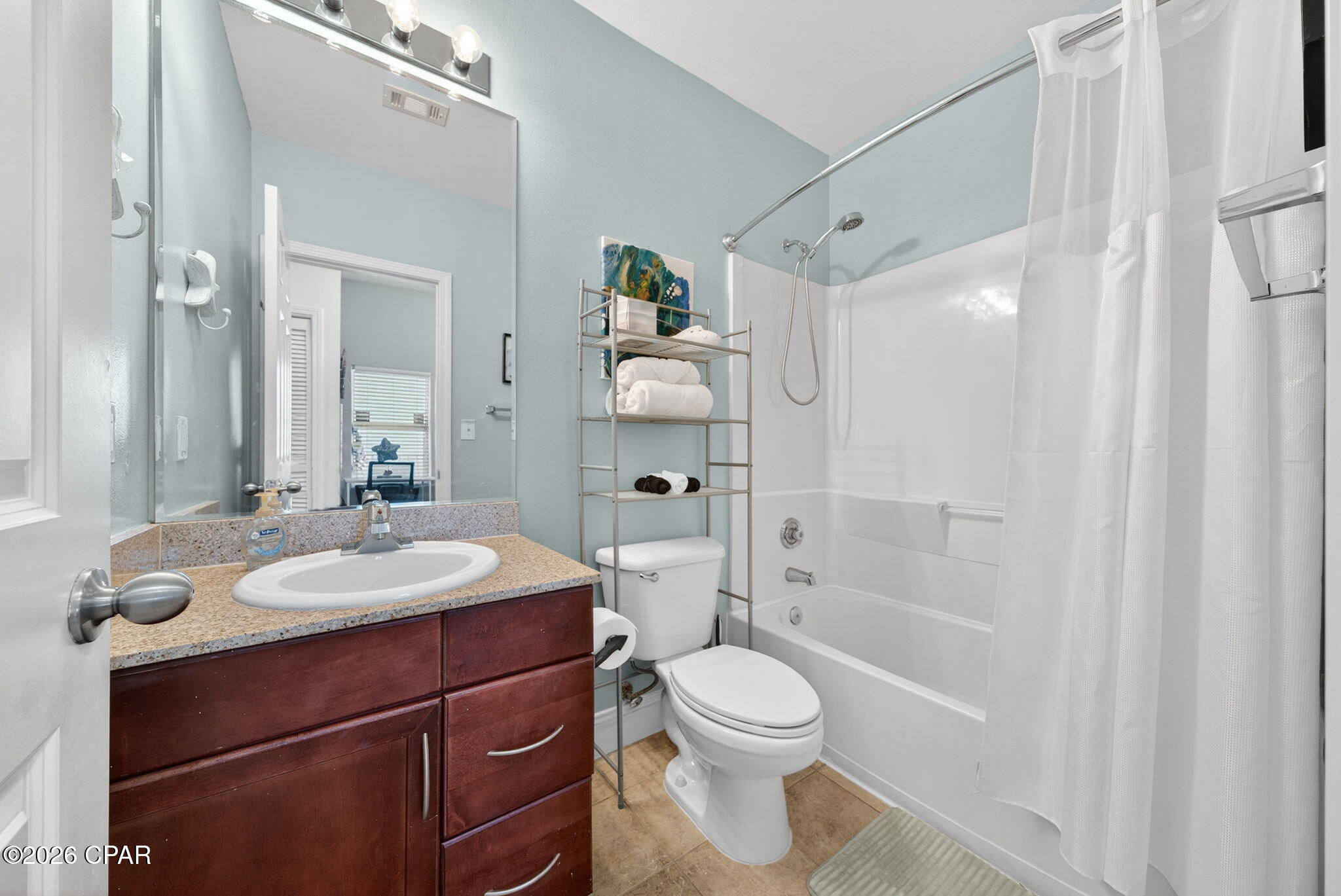 Laketown Wharf - Residential