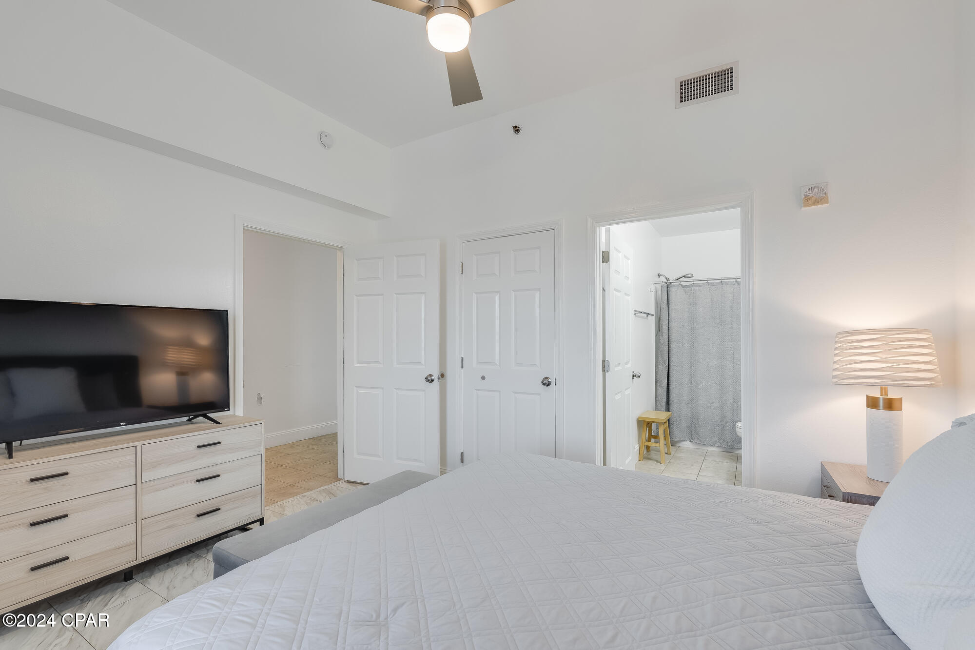 Laketown Wharf - Residential