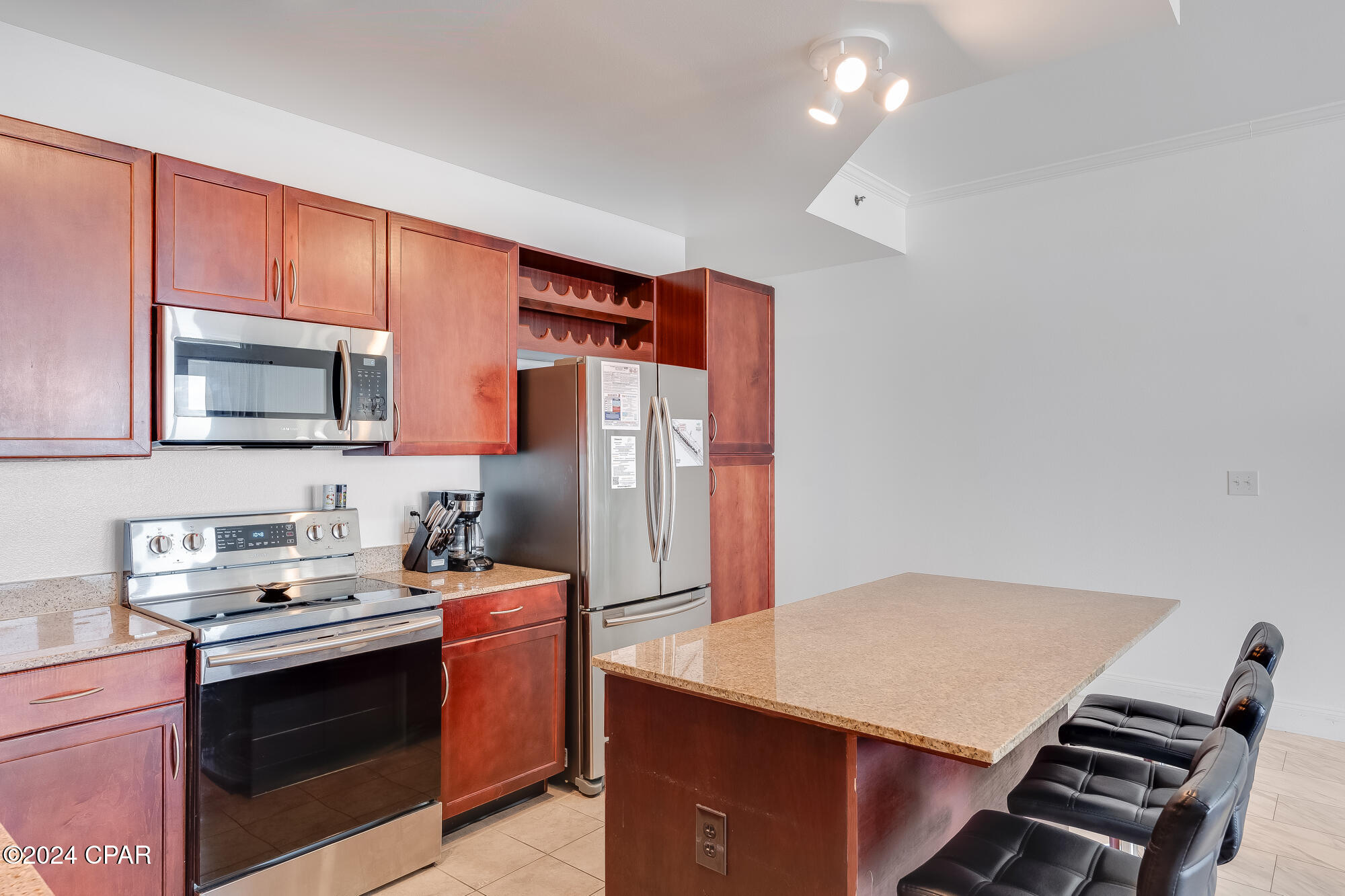 Laketown Wharf - Residential