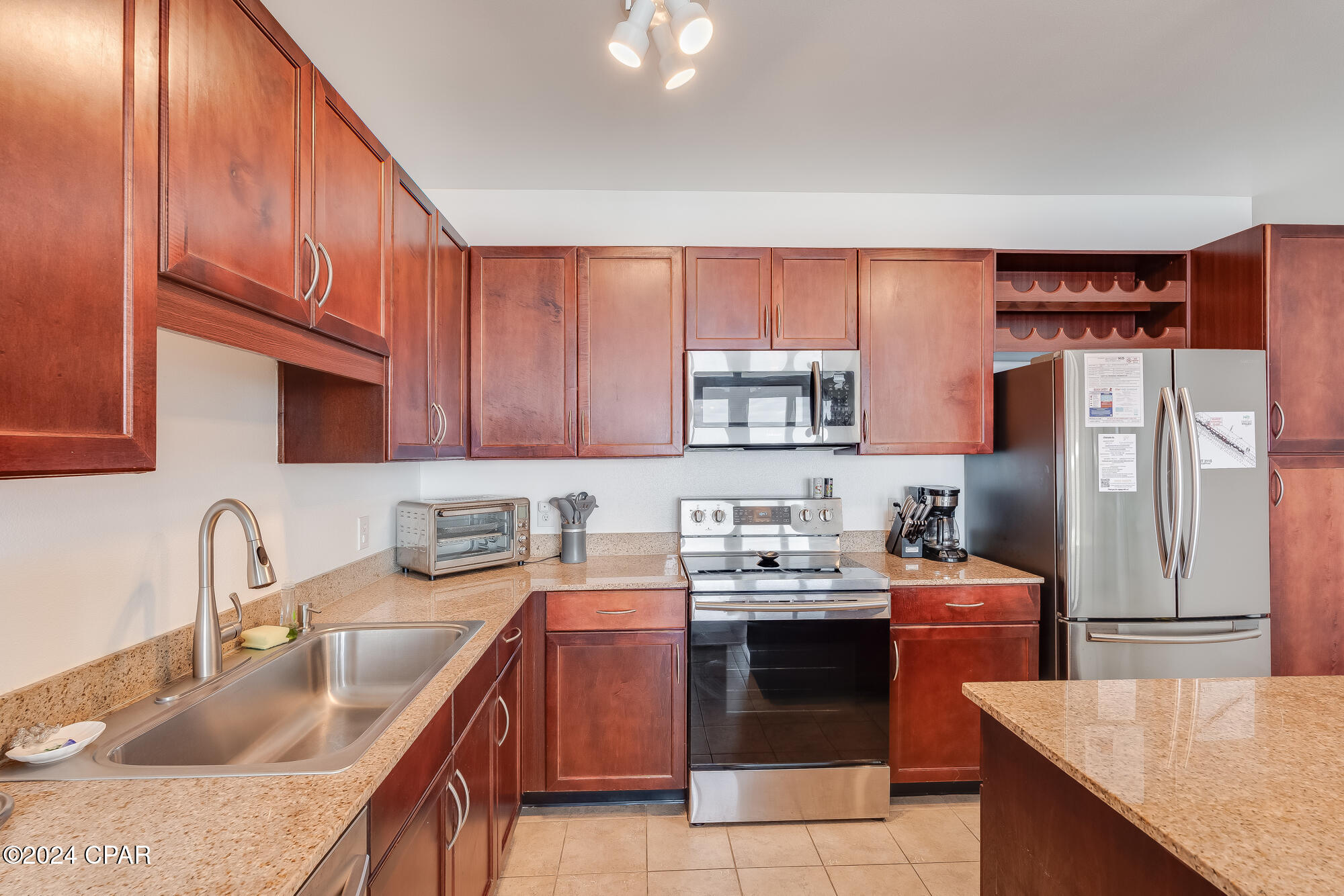 Laketown Wharf - Residential