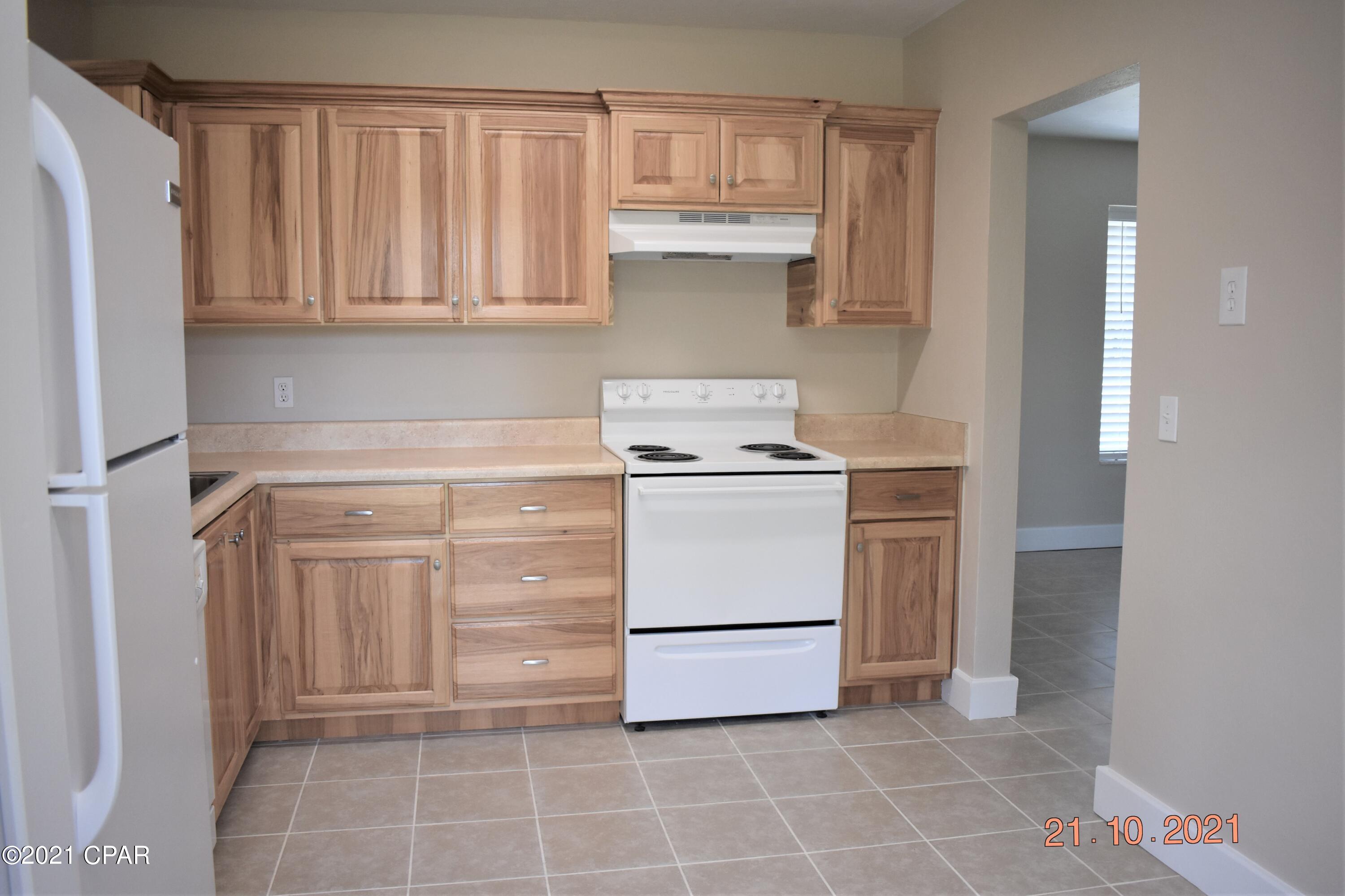 Sunny Hills Unit 4 - Residential