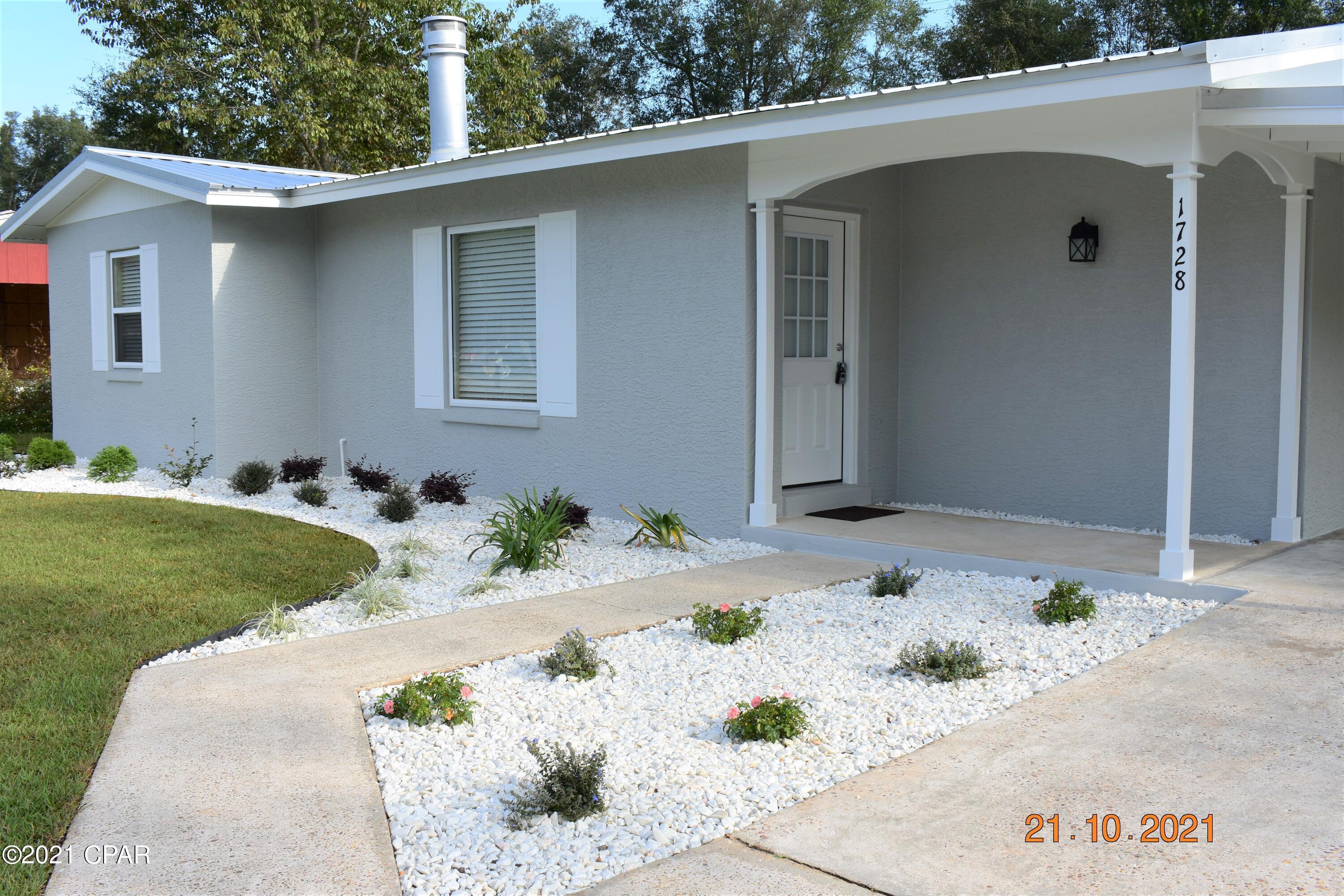 Sunny Hills Unit 4 - Residential