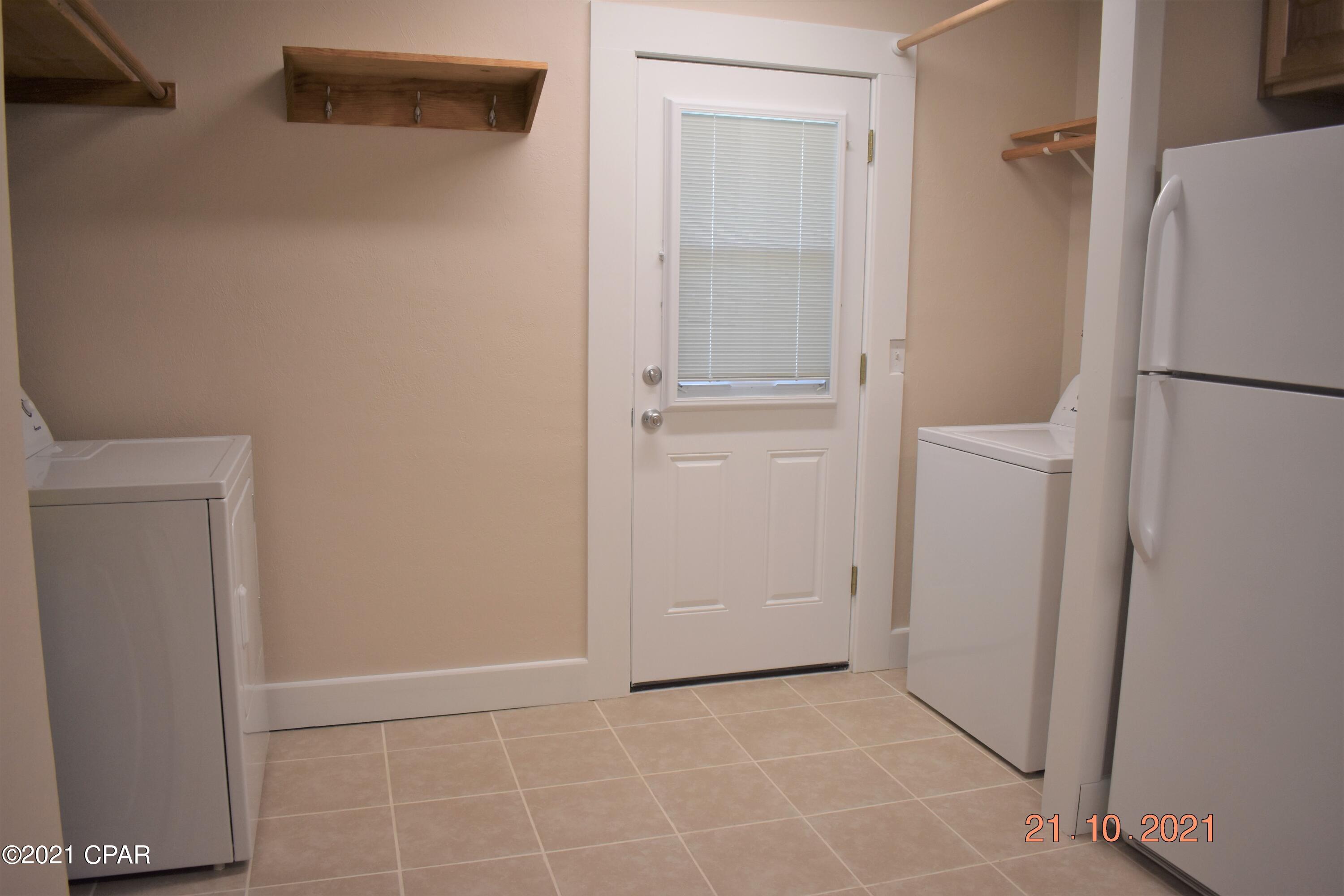 Sunny Hills Unit 4 - Residential