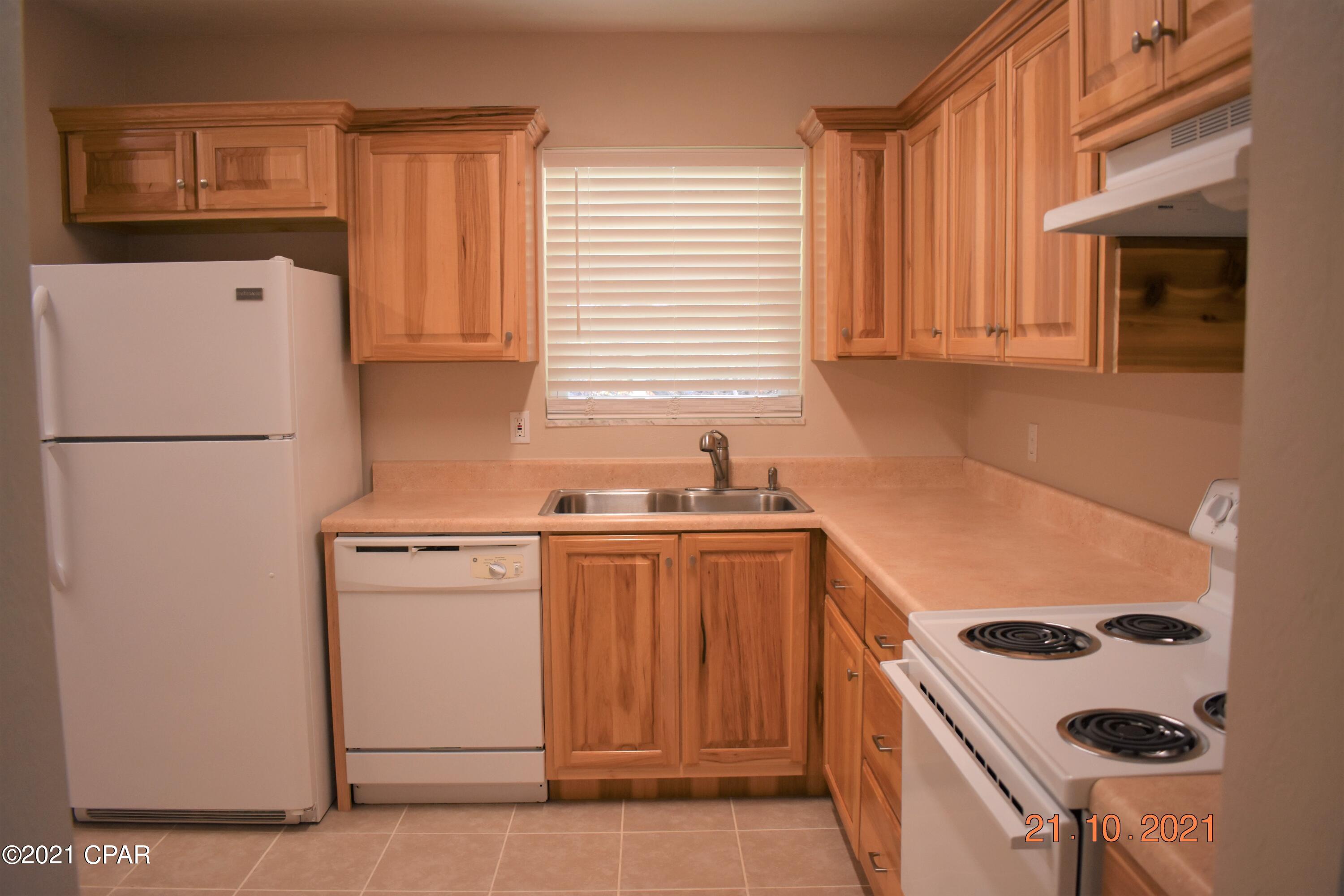 Sunny Hills Unit 4 - Residential