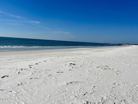 A home in Mexico Beach