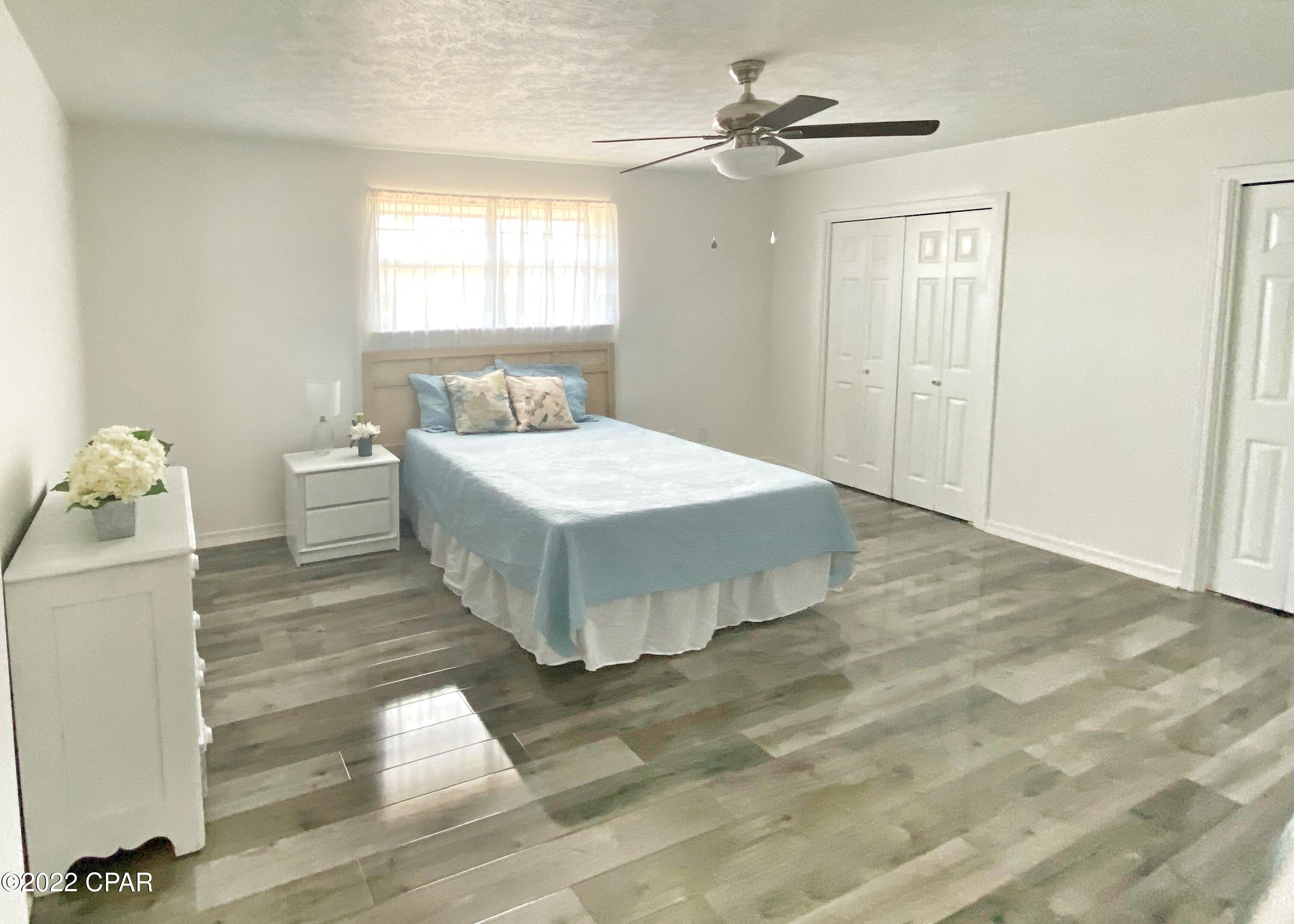 Island View Estates - Residential