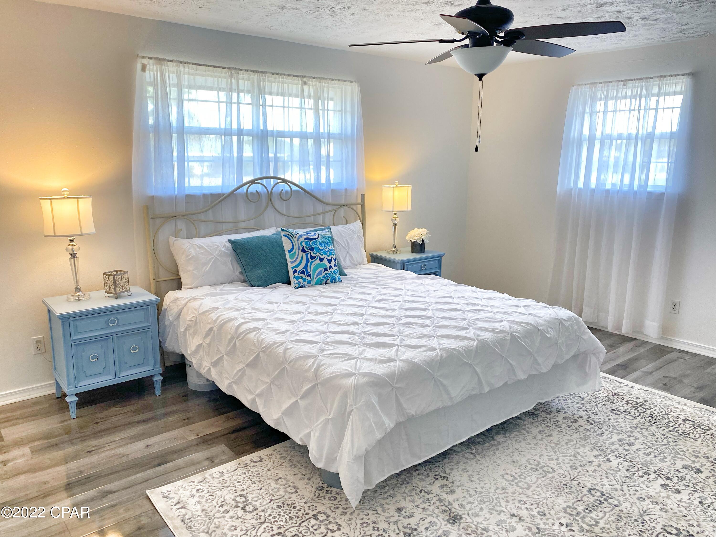 Island View Estates - Residential