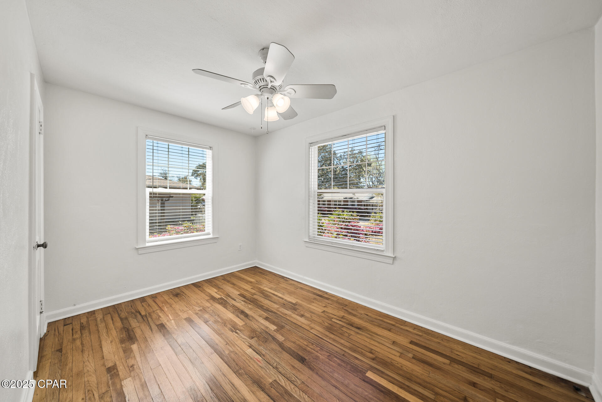 Cove Terrace 2nd Add - Residential