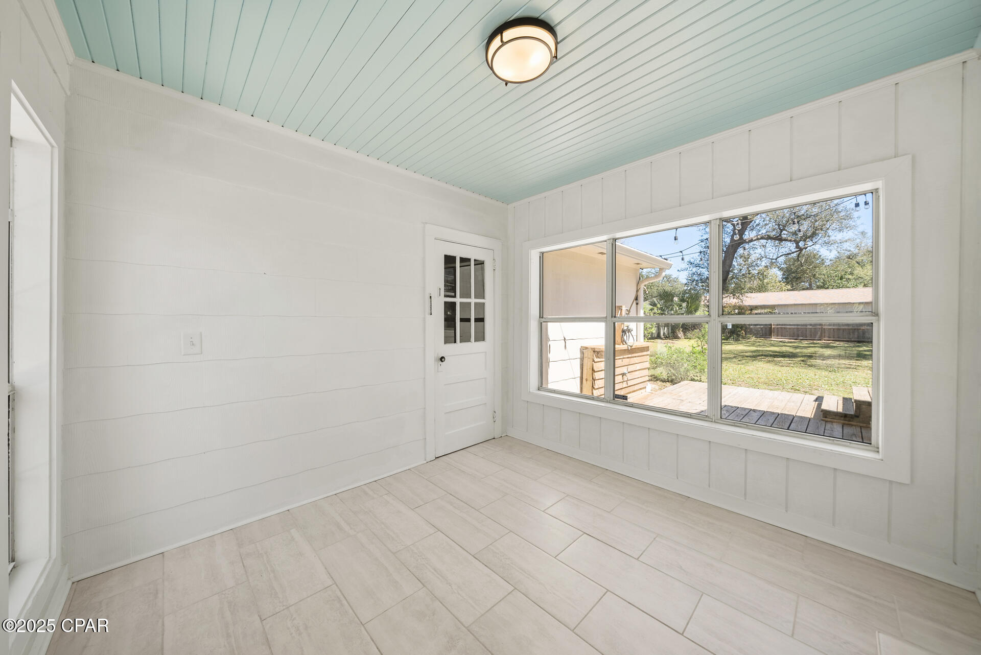 Cove Terrace 2nd Add - Residential