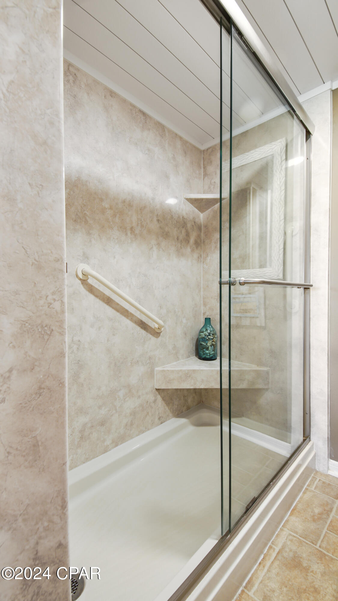 Edgewater Golf Villas V-A - Residential