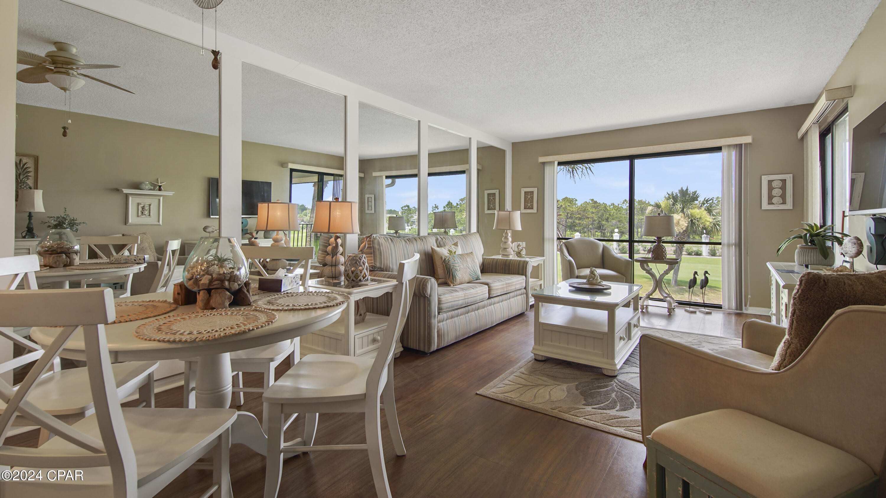 Edgewater Golf Villas V-A - Residential