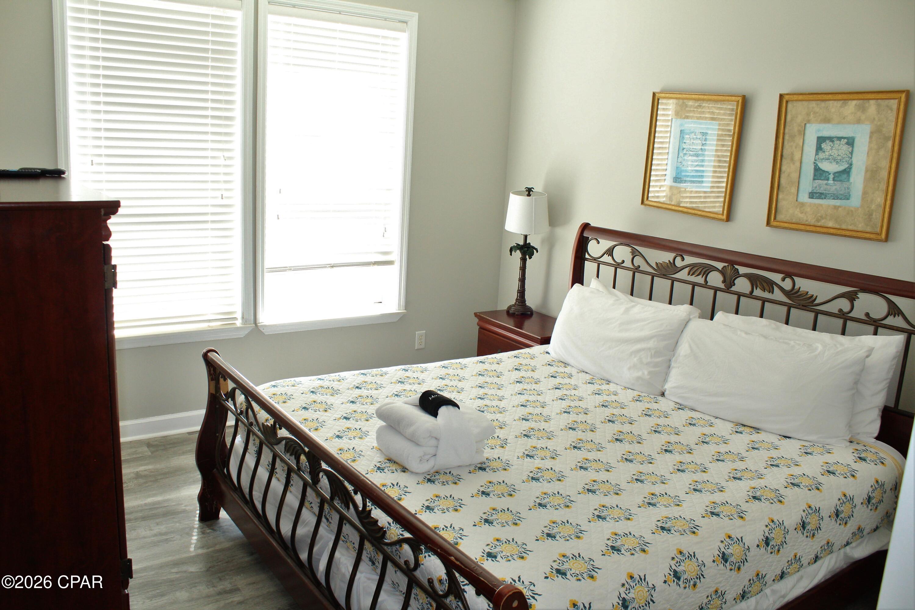 Shores - Residential