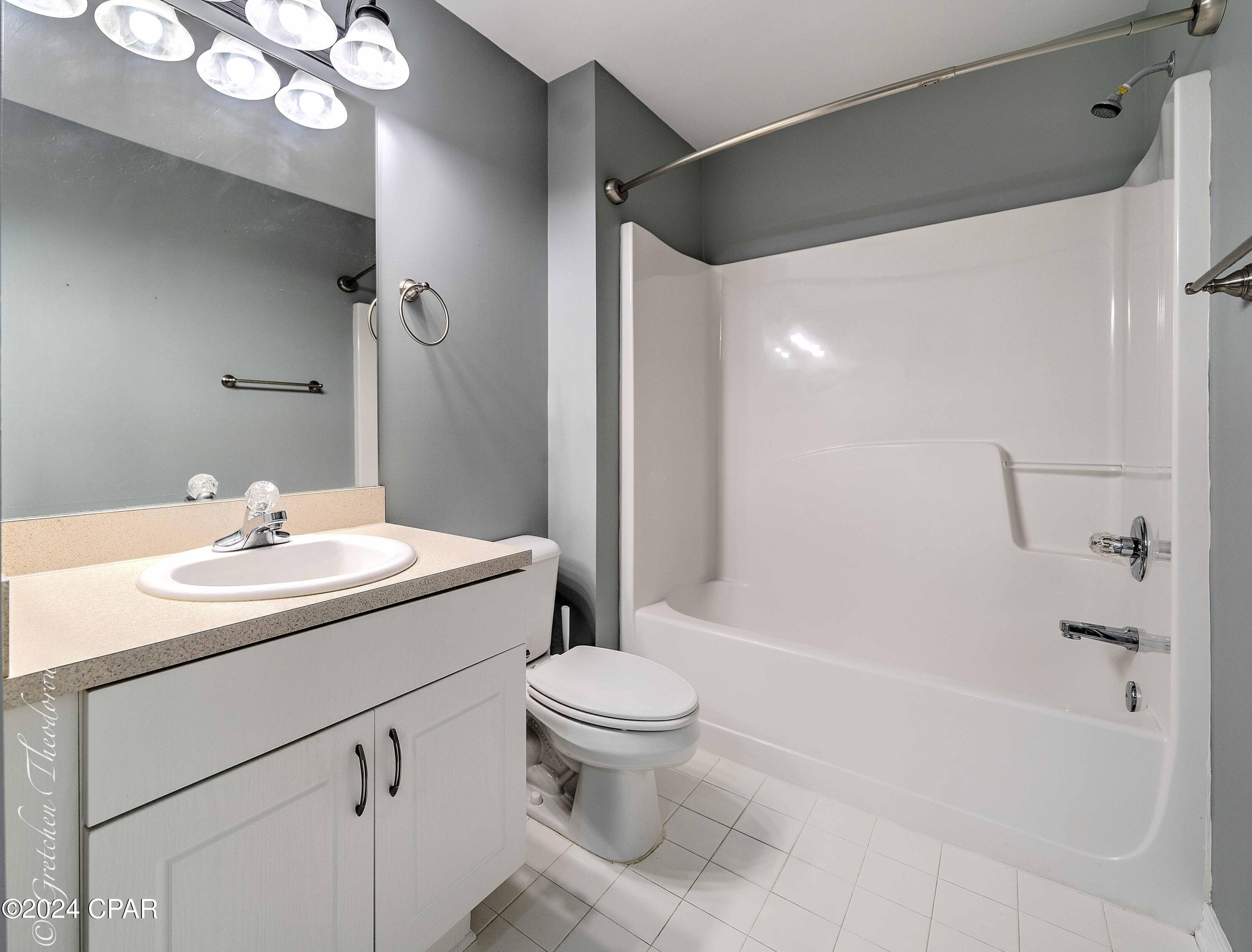 Hammocks - Residential Lease