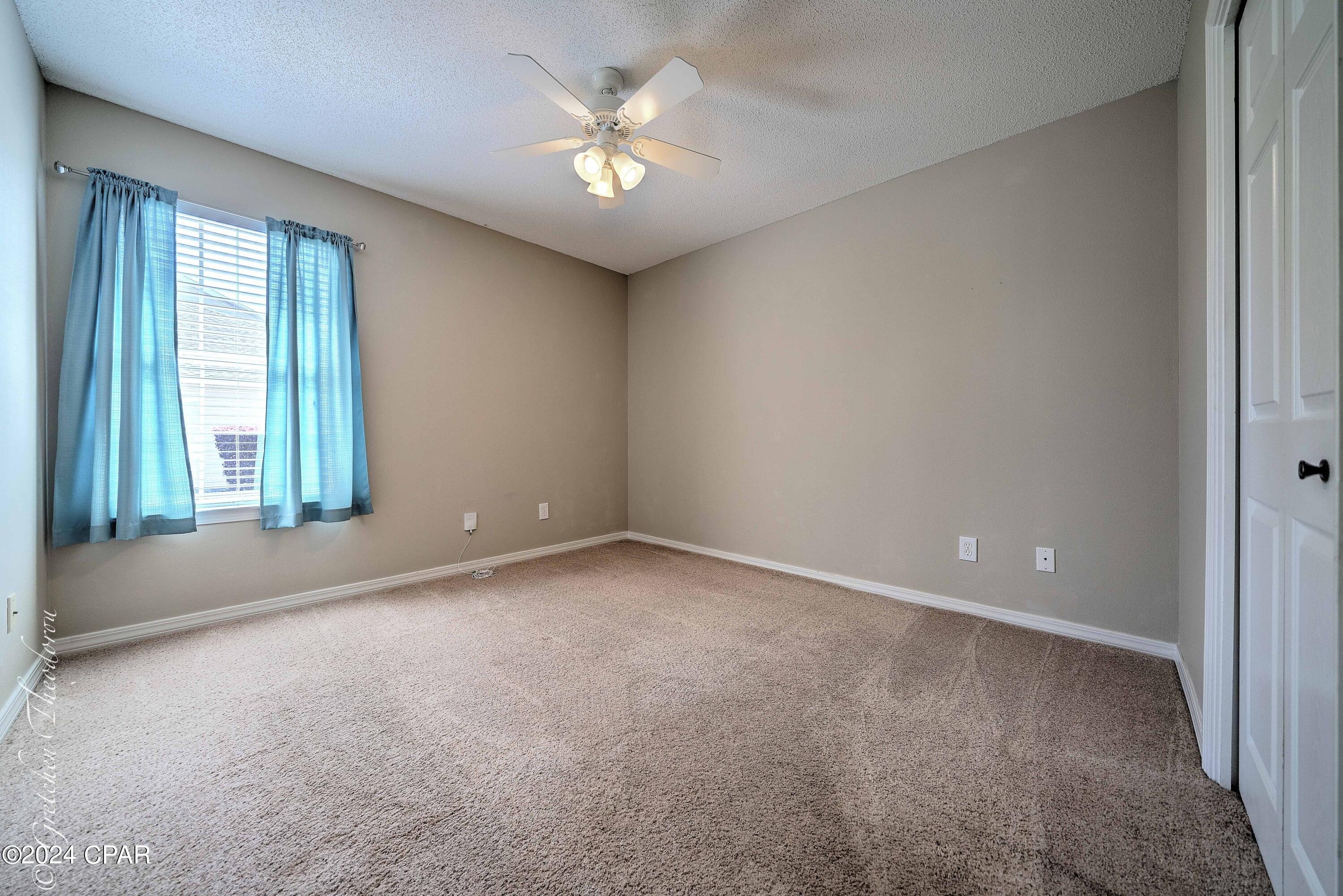 Hammocks - Residential Lease