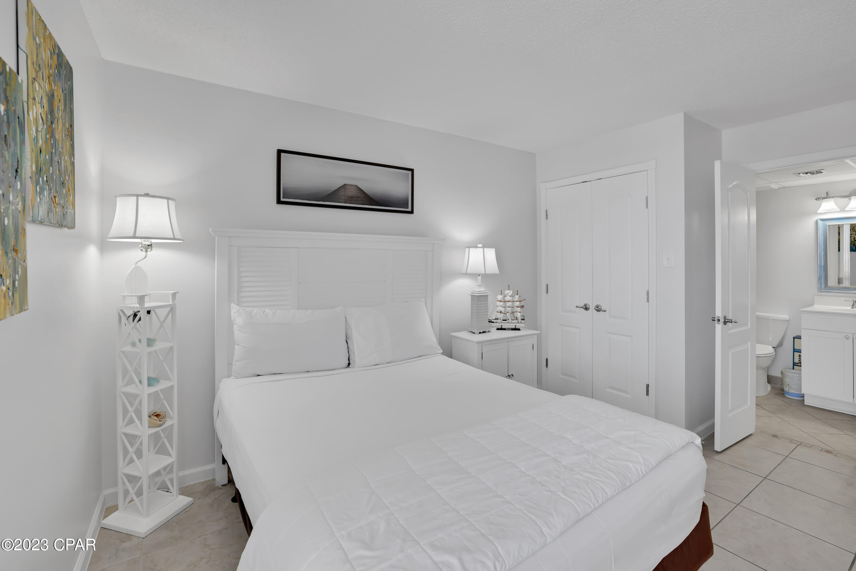 Leeward/Windward Condo - Residential