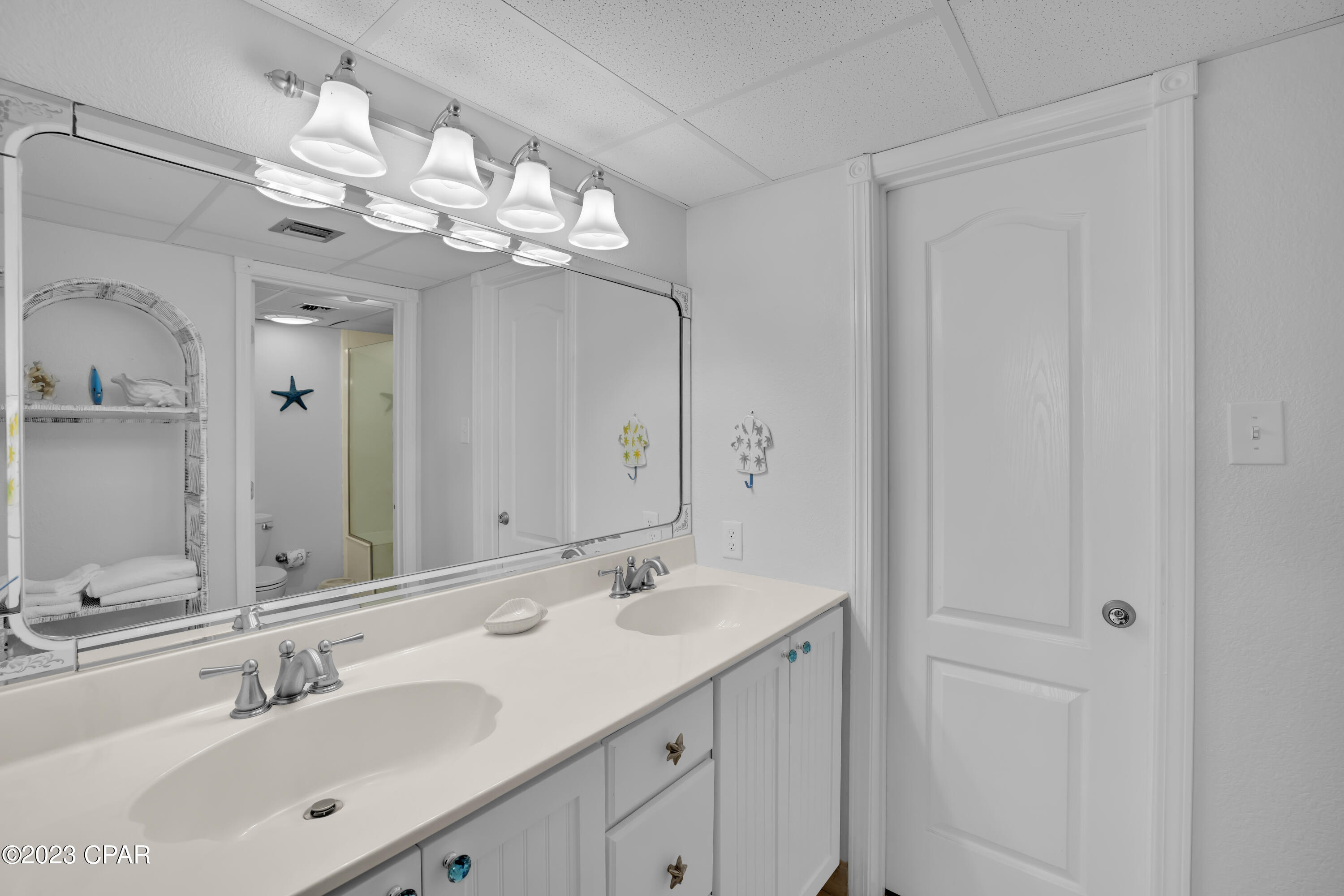 Leeward/Windward Condo - Residential