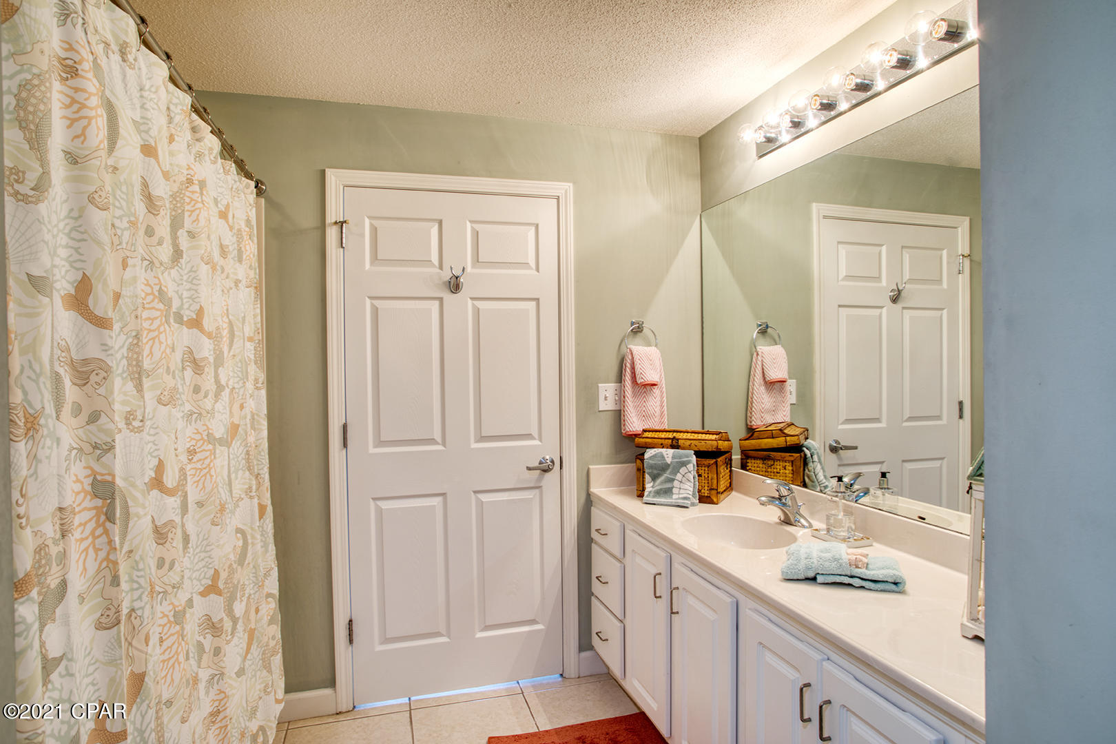 Sterling Reef - Residential